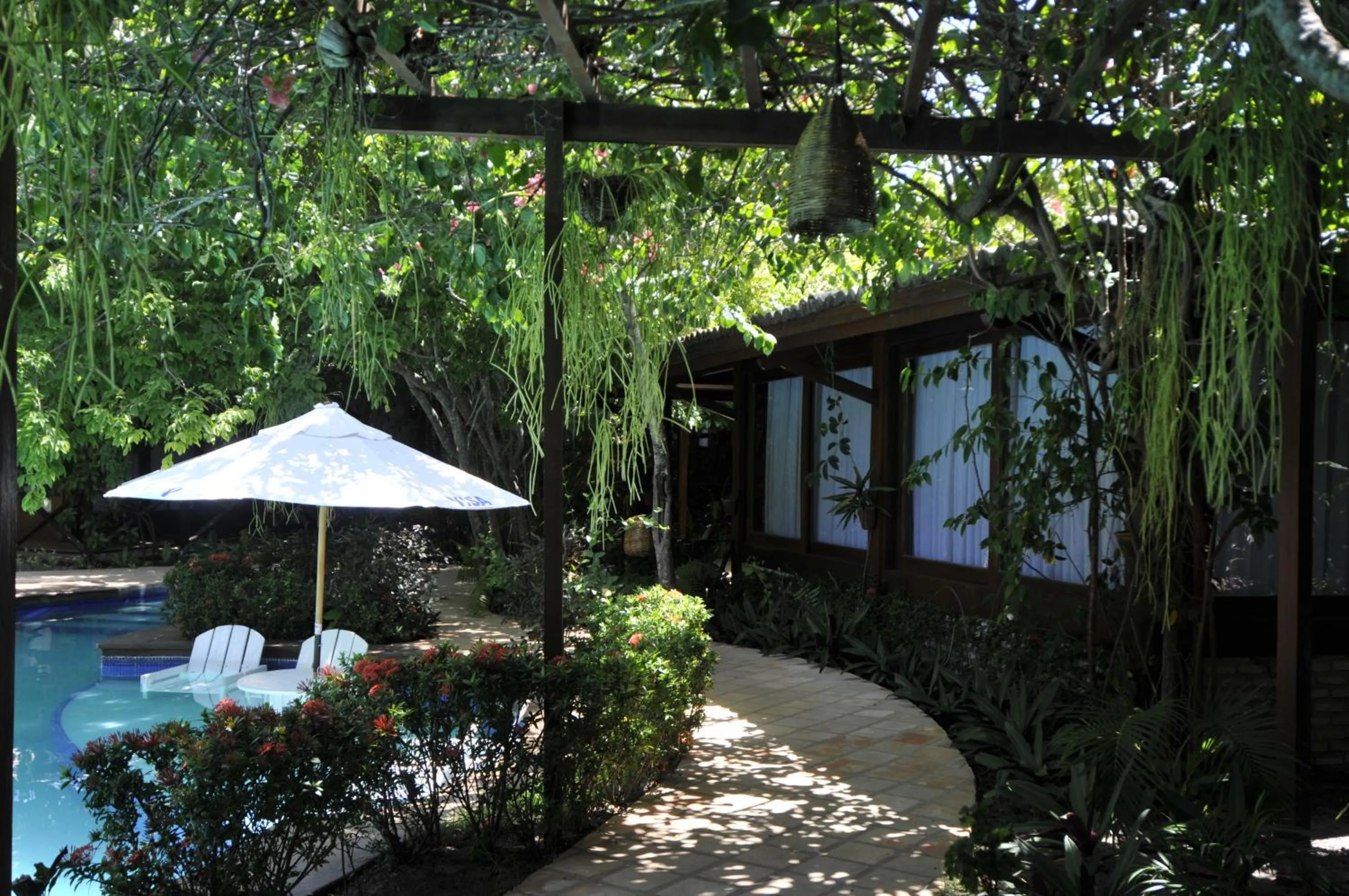 Facade/entrance in Sombra e Água Fresca Resort