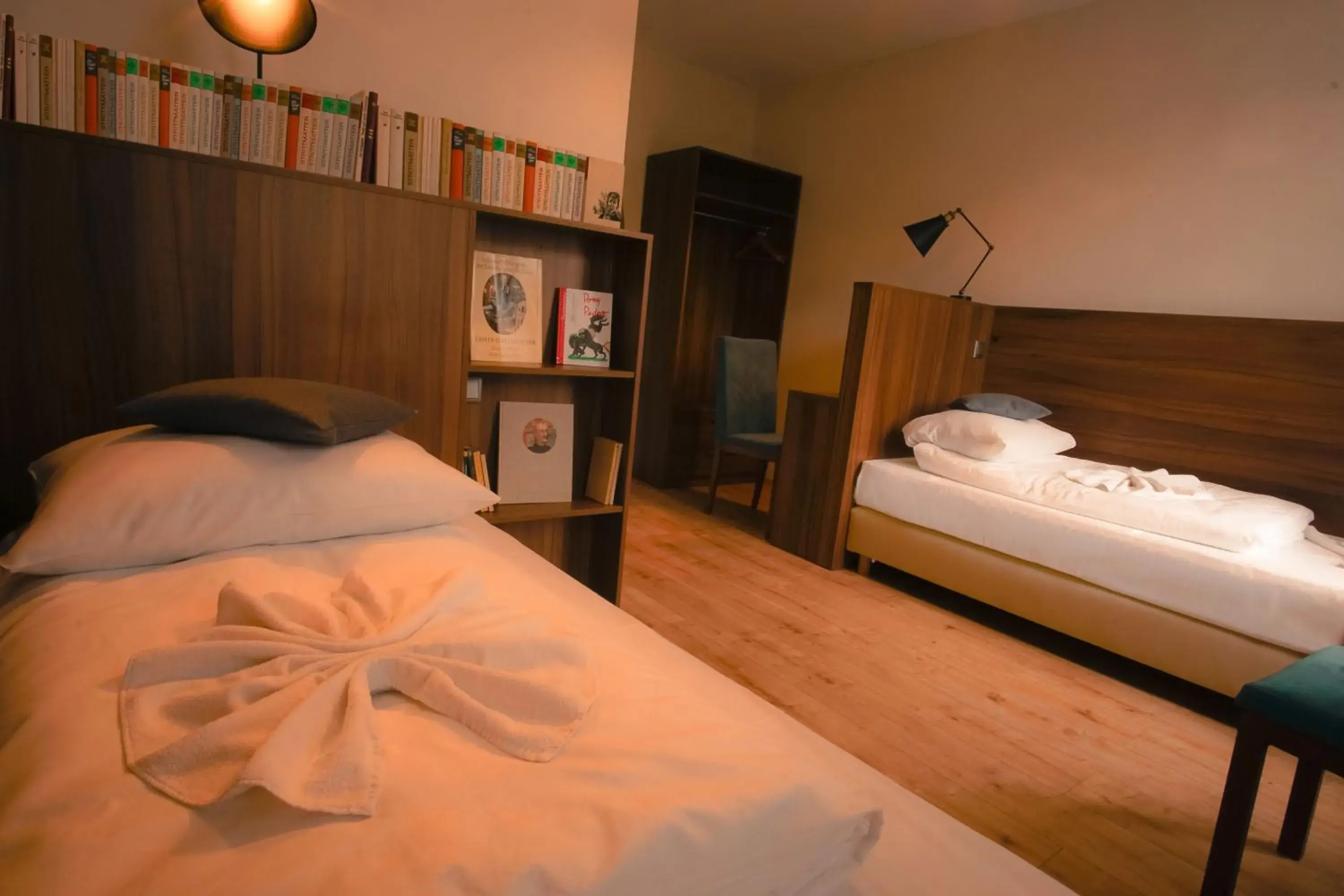 Economy Twin Room in Hotel Bett und Buch Economy Twin Room in Hotel Bett und Buch