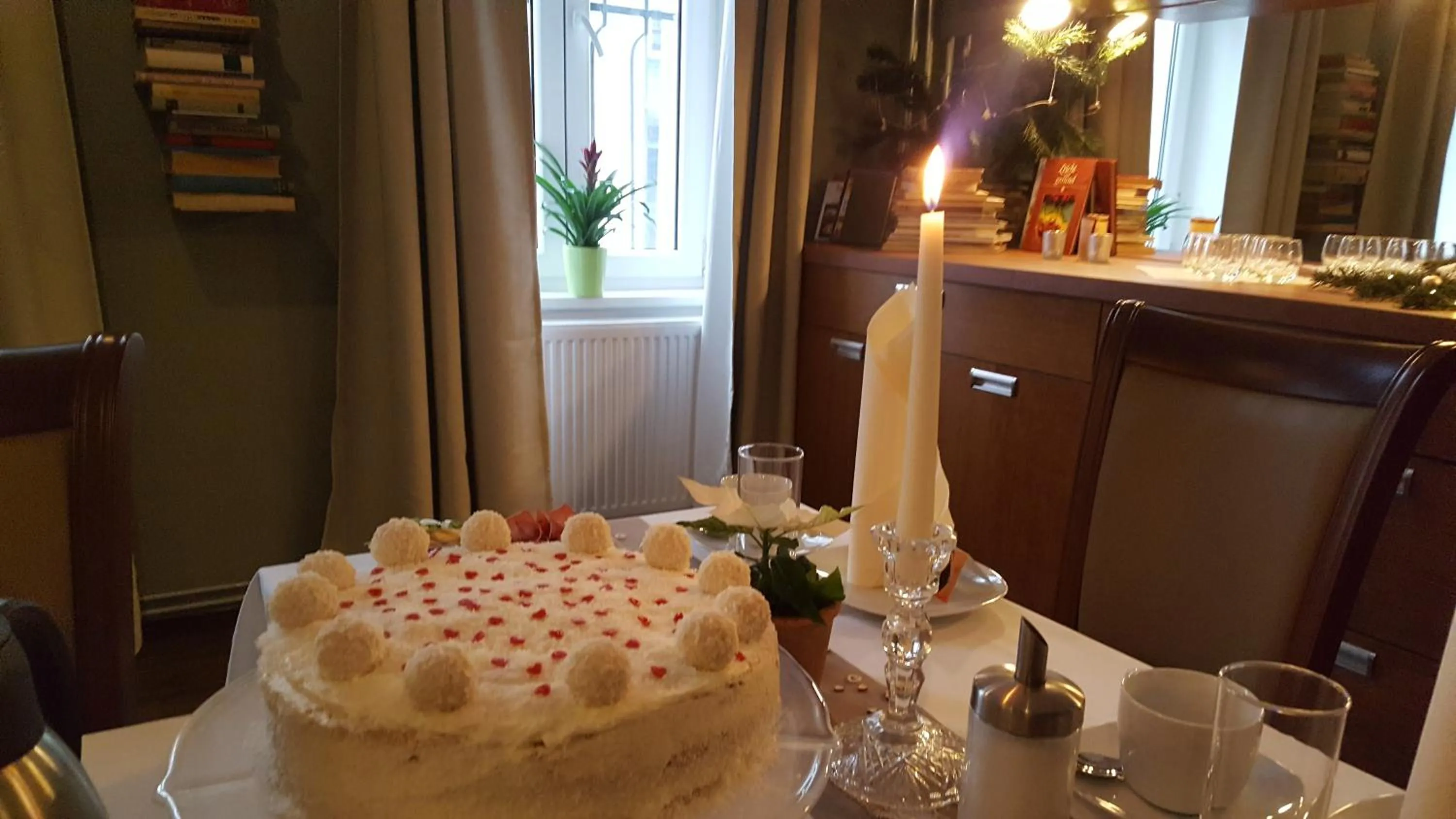 Restaurant/places to eat in Hotel Bett und Buch