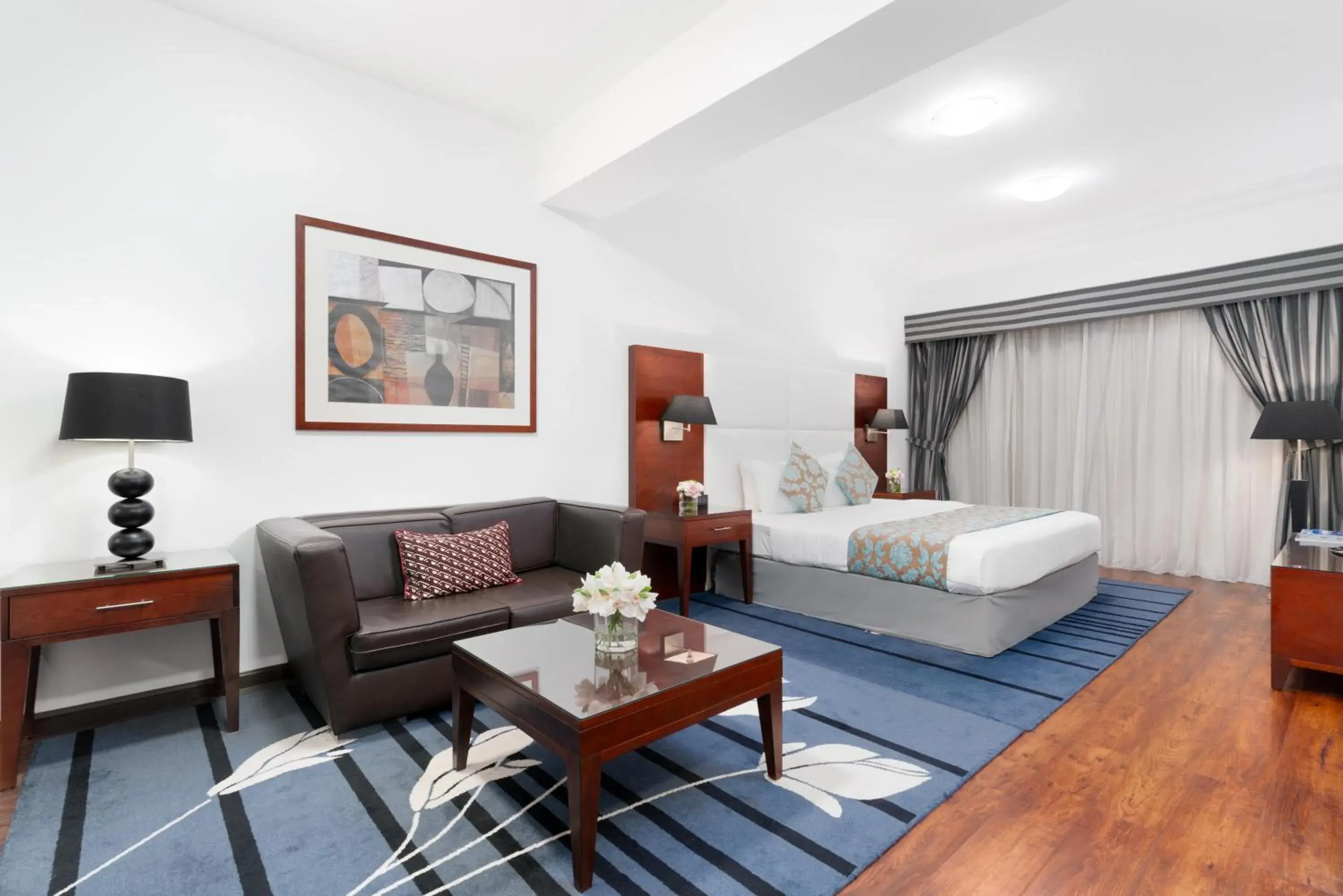 Premier King Room in Golden Sands Hotel & Residences Premier King Room in Golden Sands Hotel & Residences