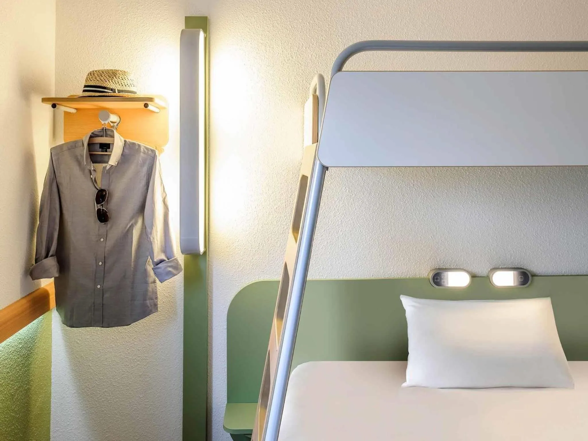 Bedroom, Bed in ibis Budget - Enfield