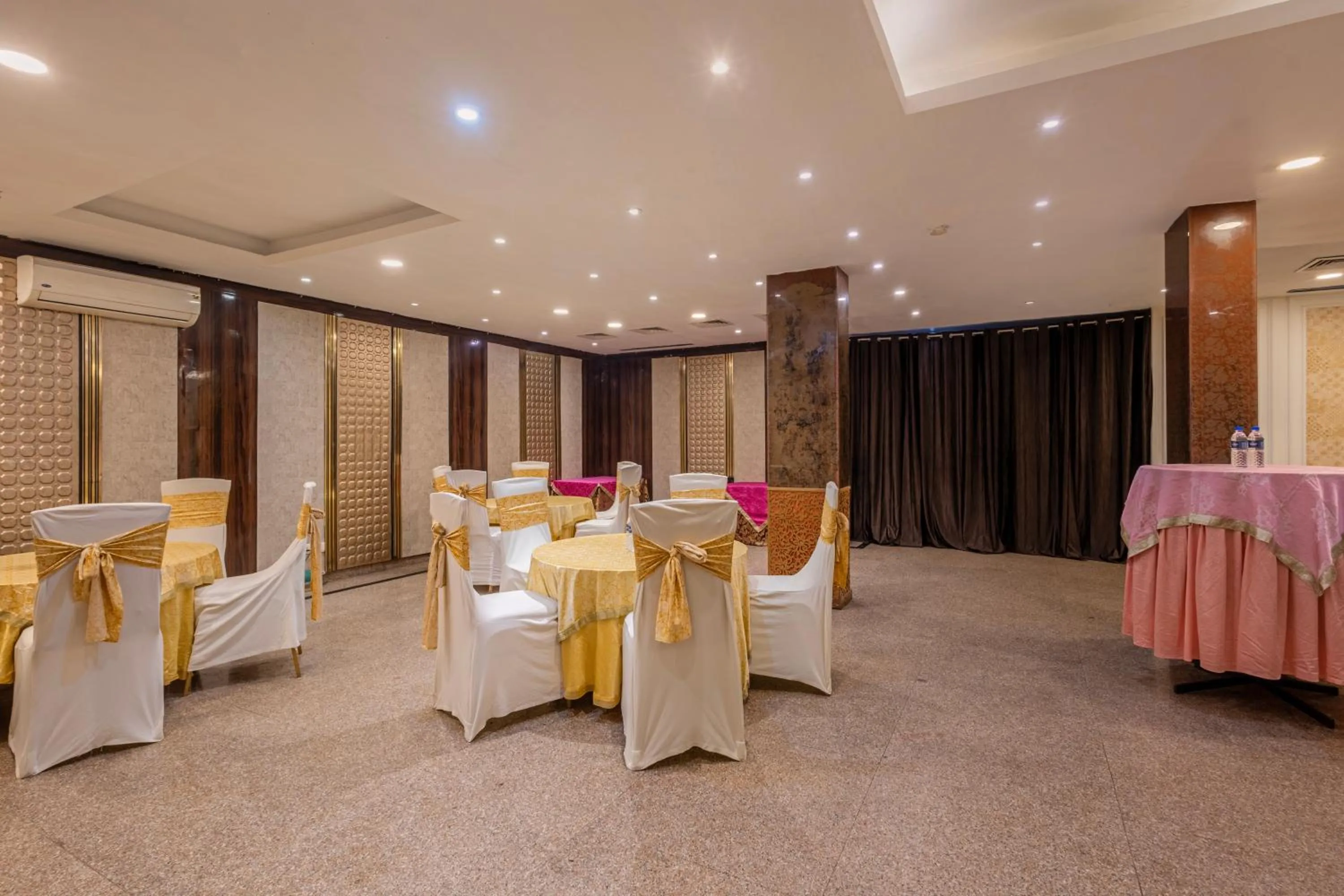 Banquet/Function facilities in The Orion - Greater Kailash