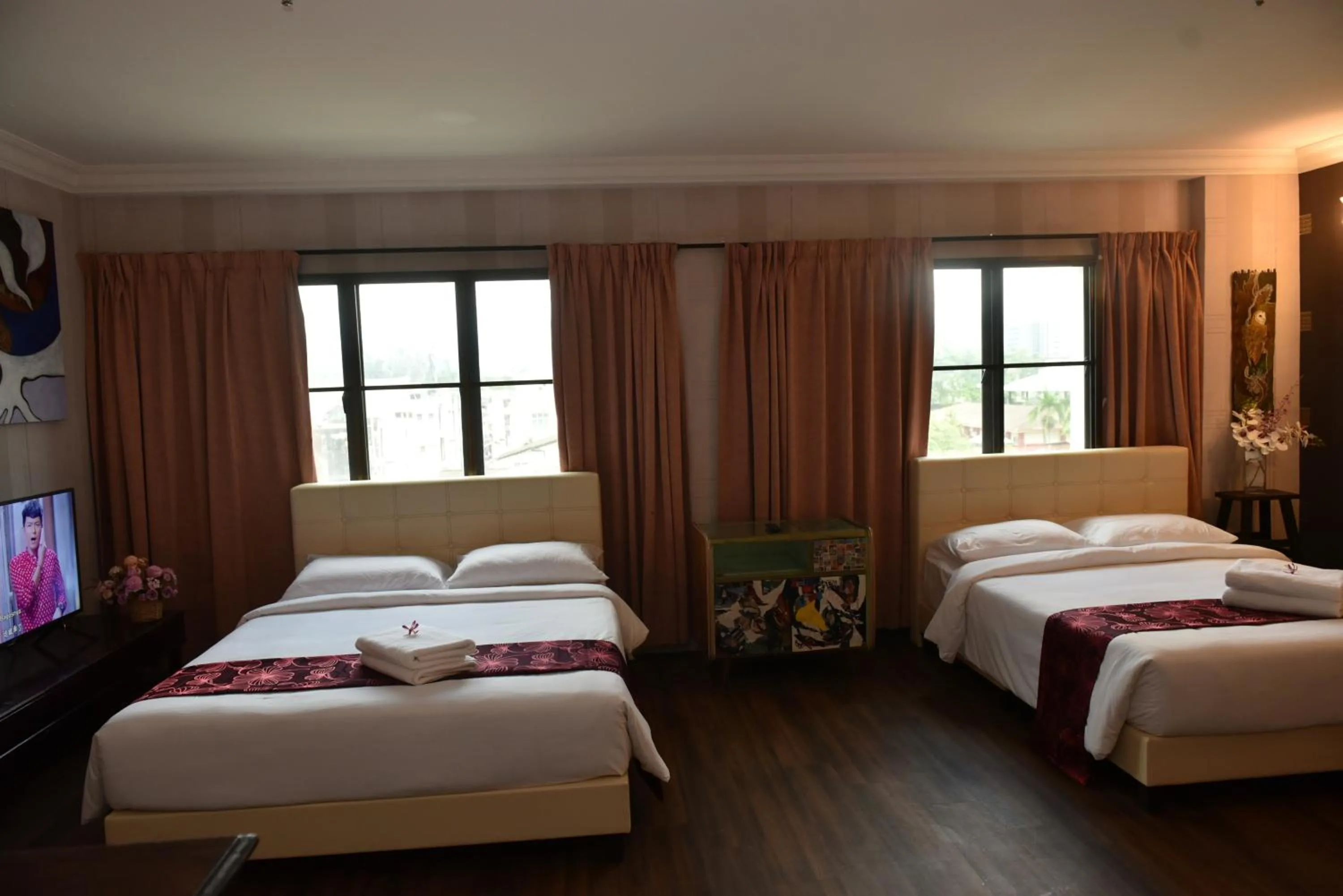 Bedroom, Bed in Fair Park Hotel