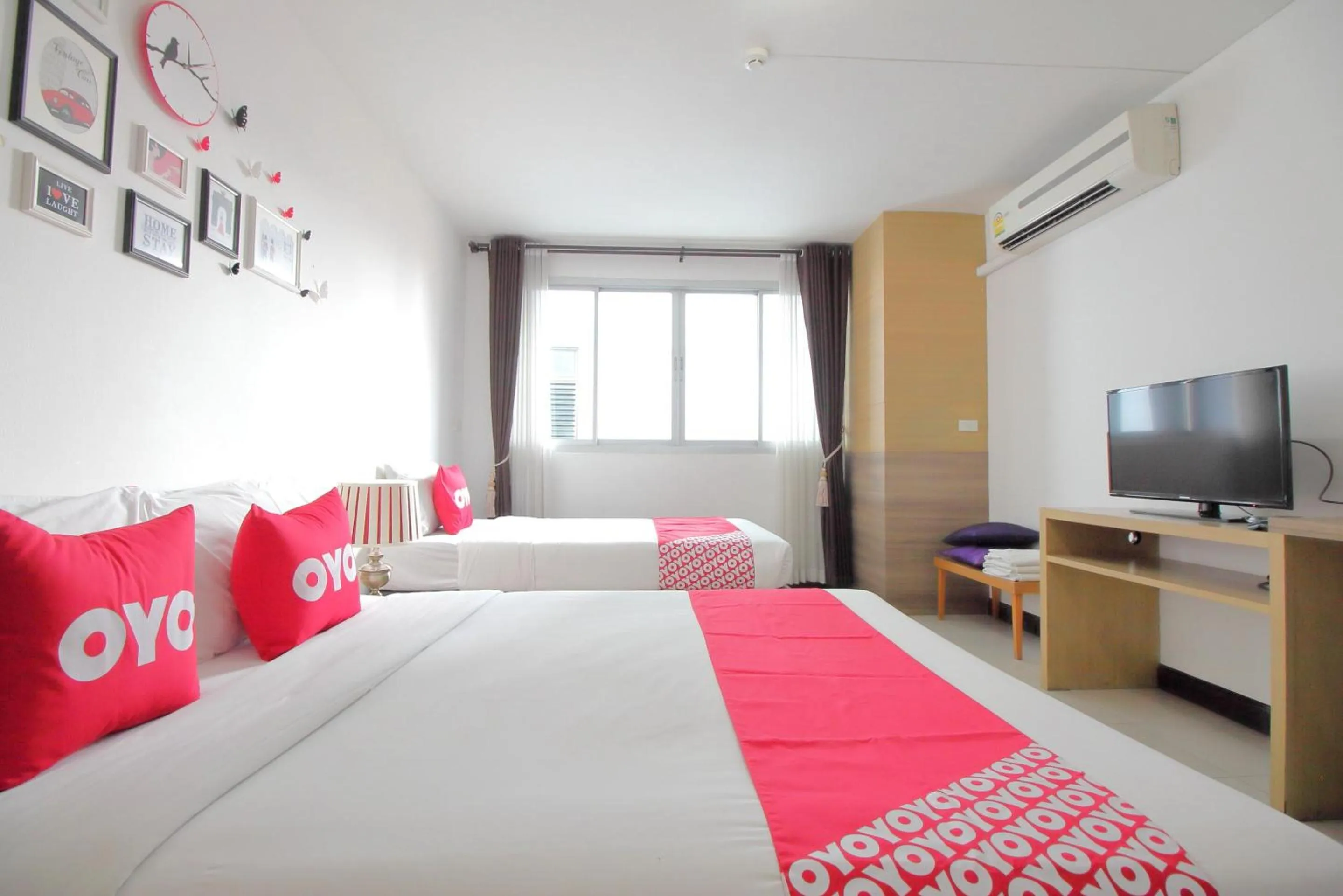 Bedroom in Super OYO Capital O 564 Nature Boutique Hotel