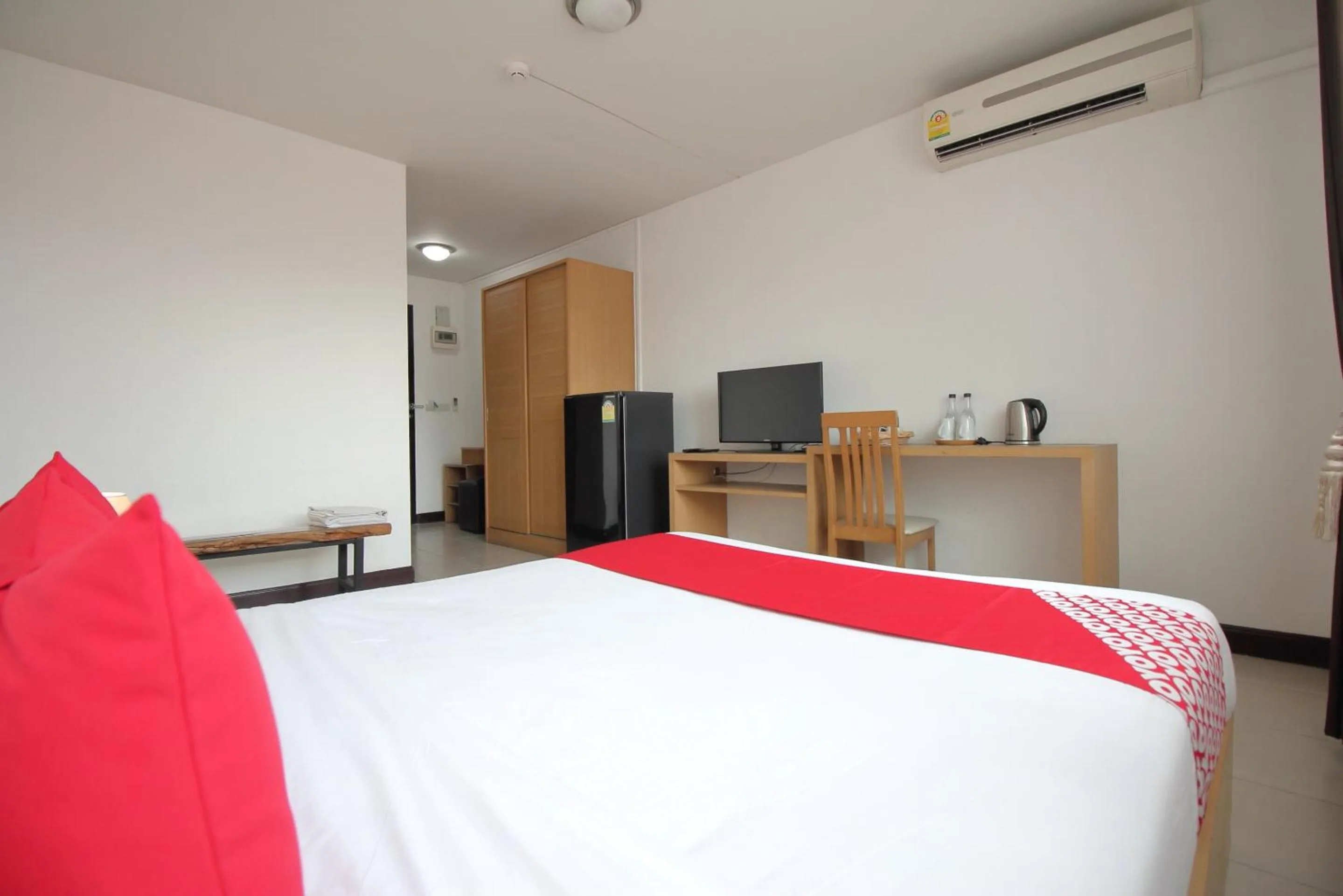 Bedroom in Super OYO Capital O 564 Nature Boutique Hotel