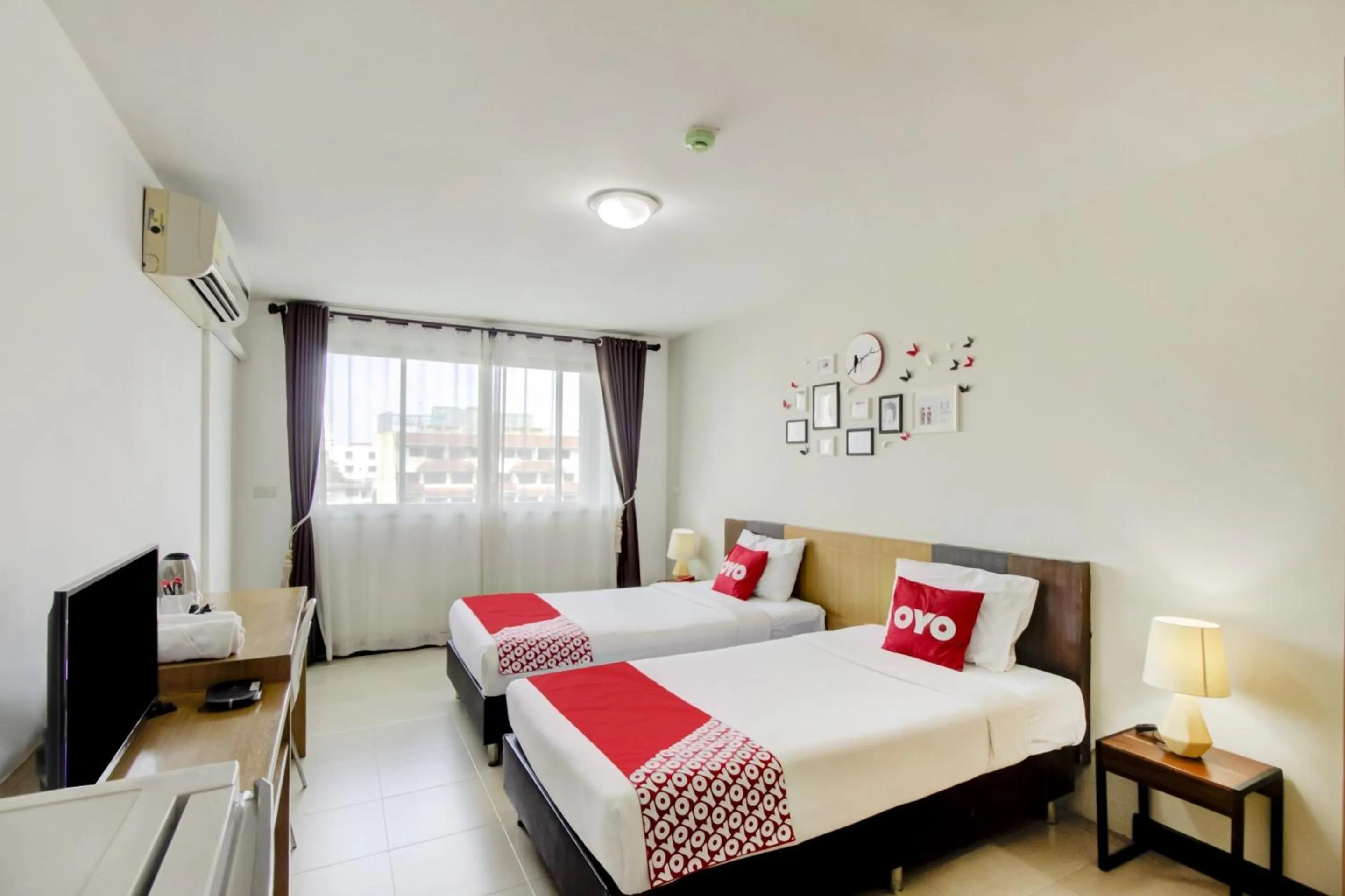 Bedroom in Super OYO Capital O 564 Nature Boutique Hotel