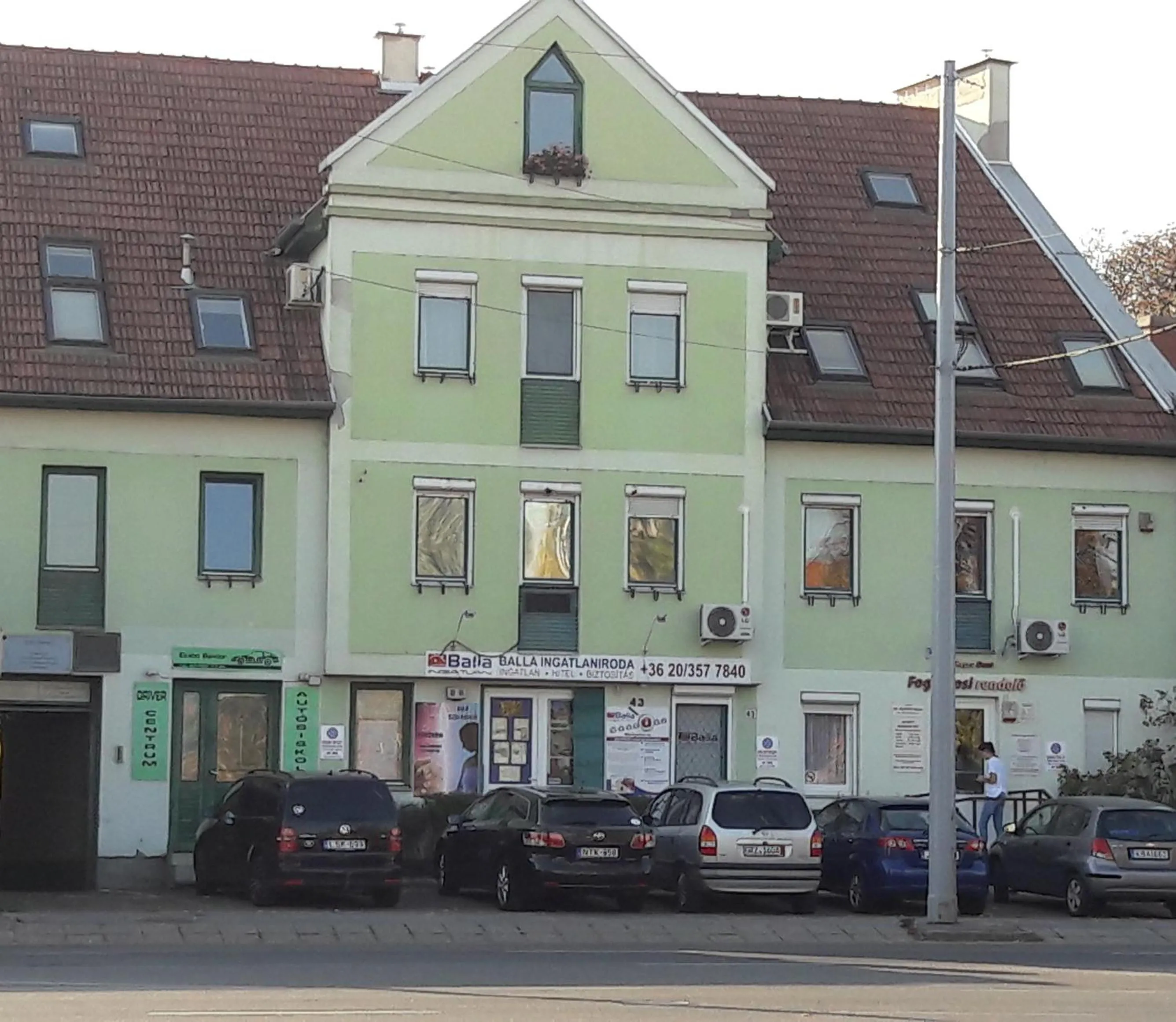 Property building in Éger Apartman