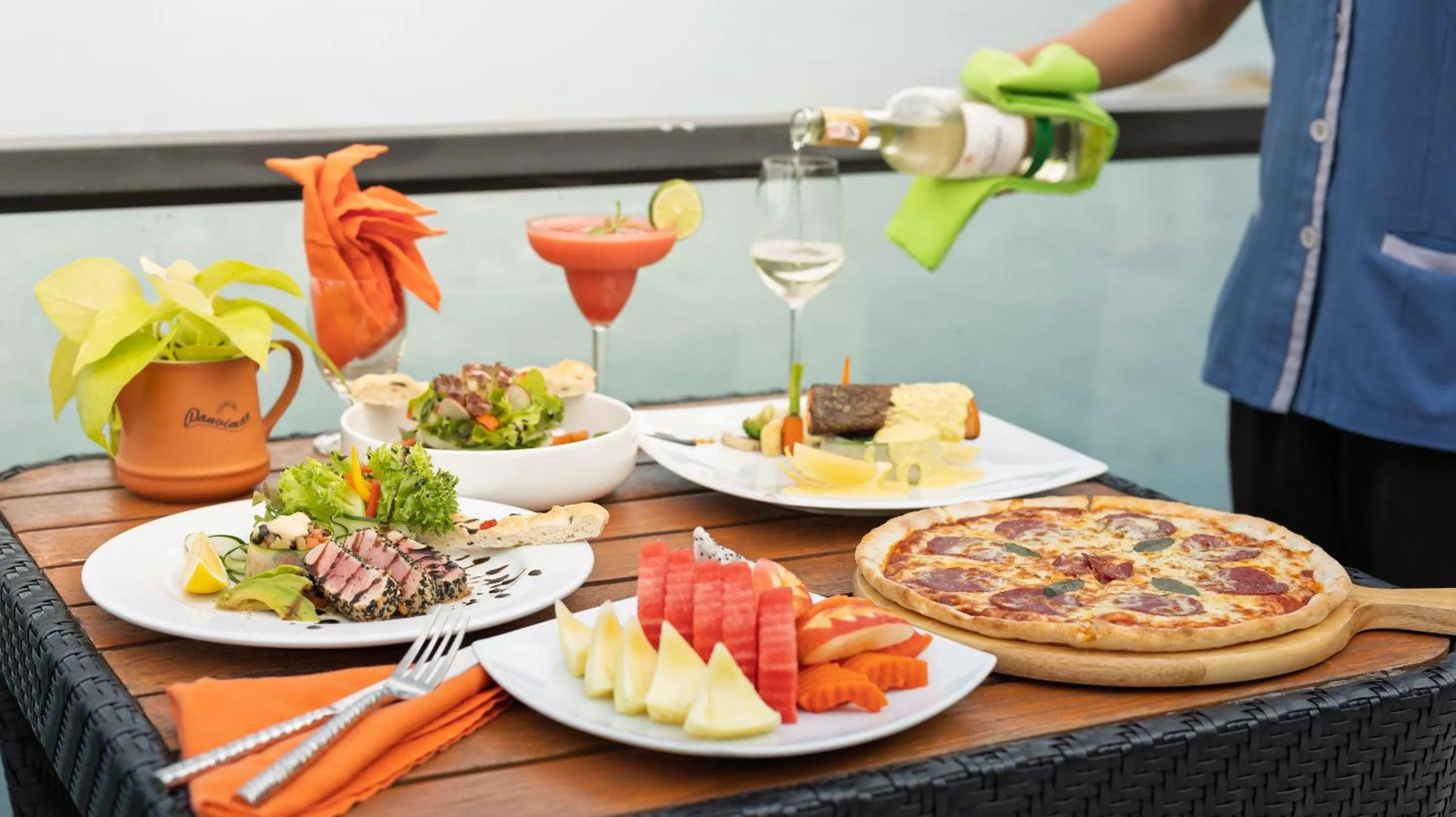 Restaurant/places to eat in Panviman Resort Koh Phangan