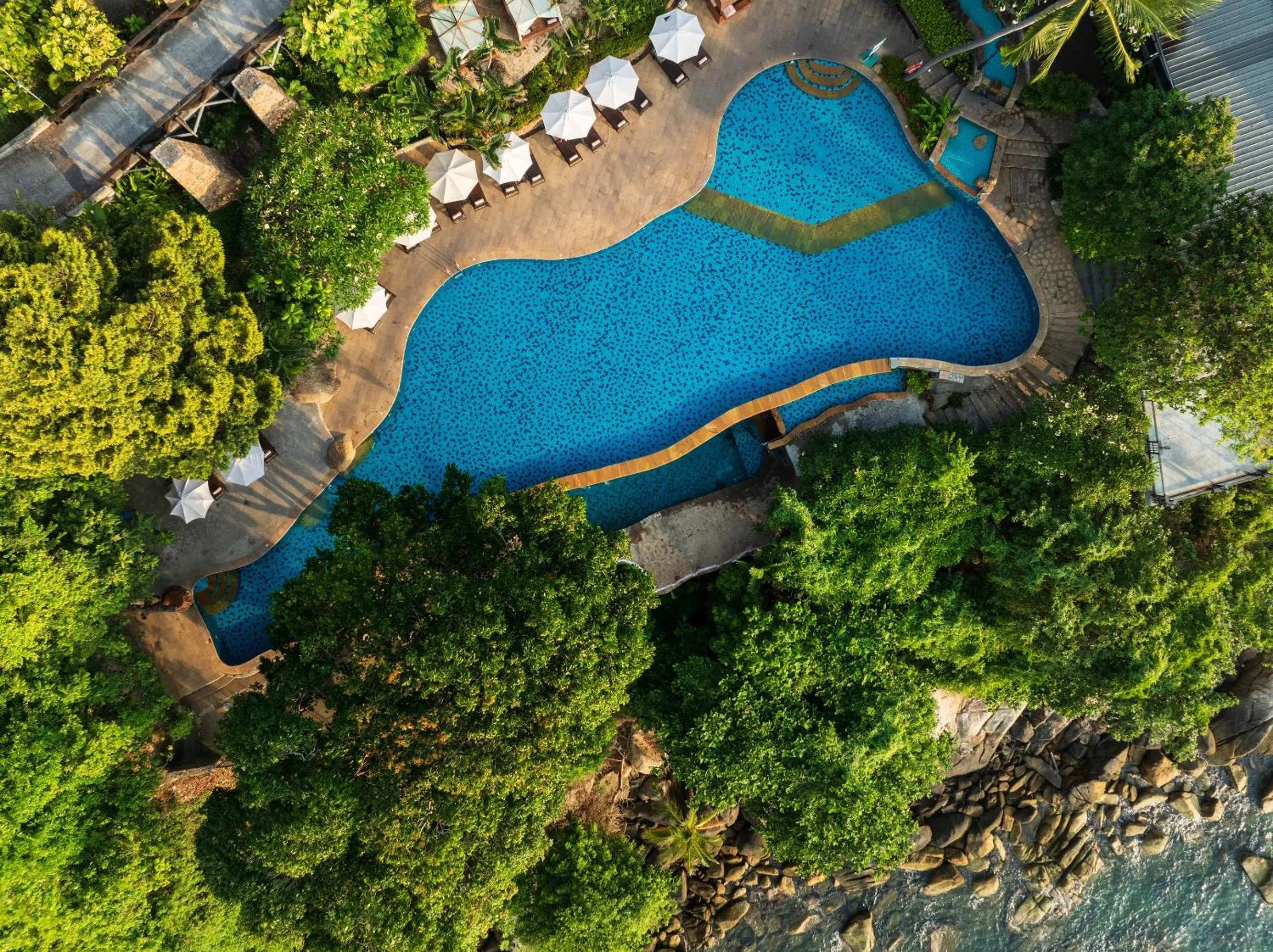 Swimming pool in Panviman Resort Koh Phangan