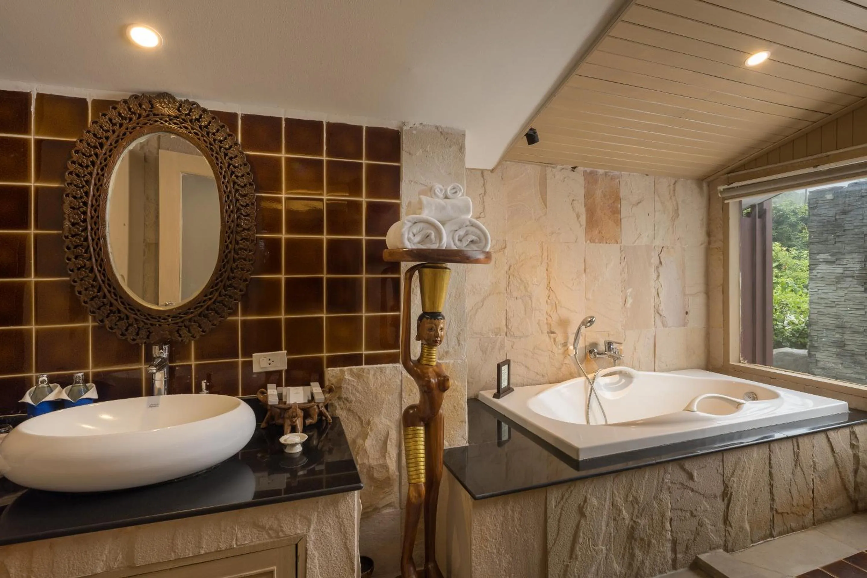 Bathroom in Panviman Resort Koh Phangan