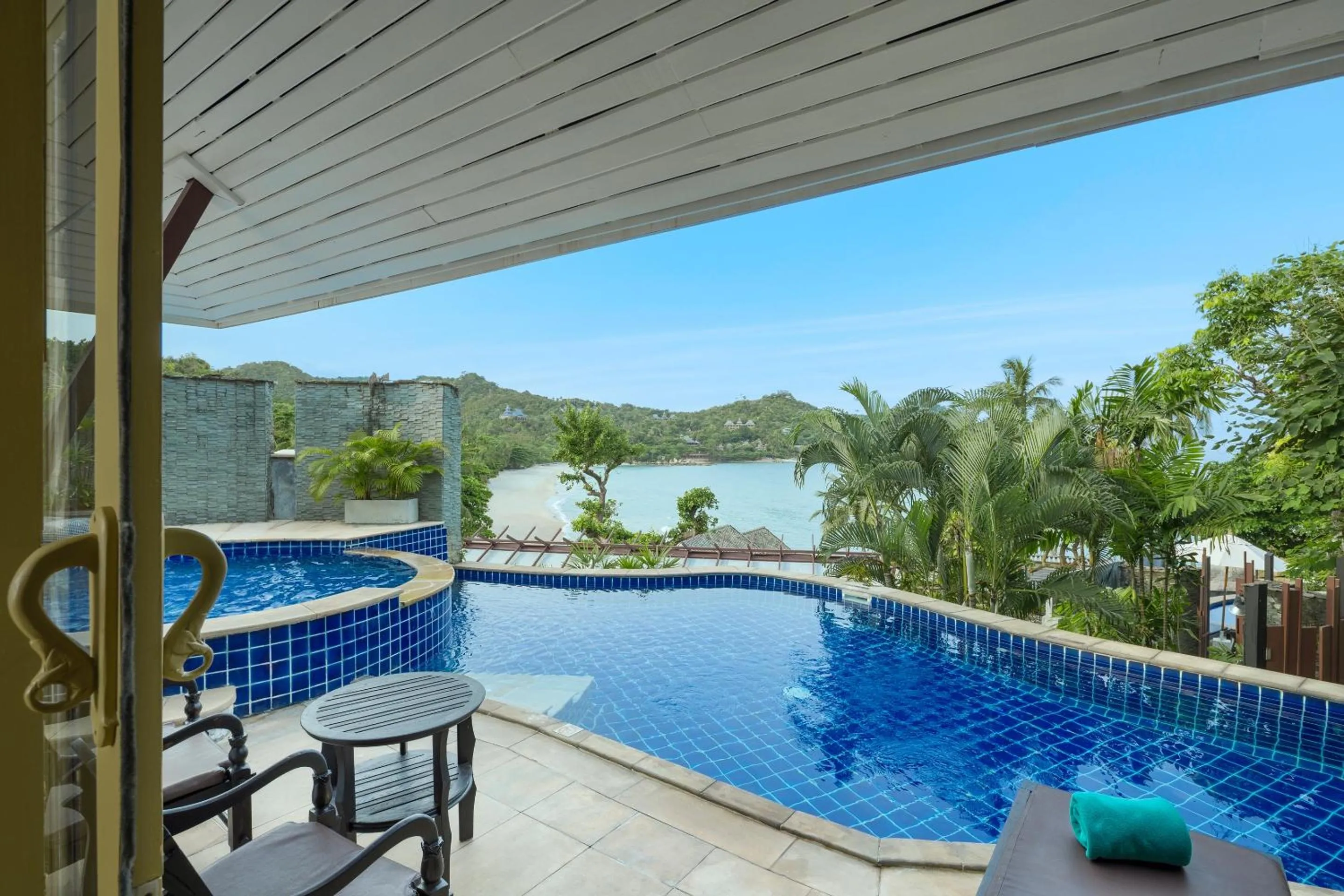 Swimming pool in Panviman Resort Koh Phangan