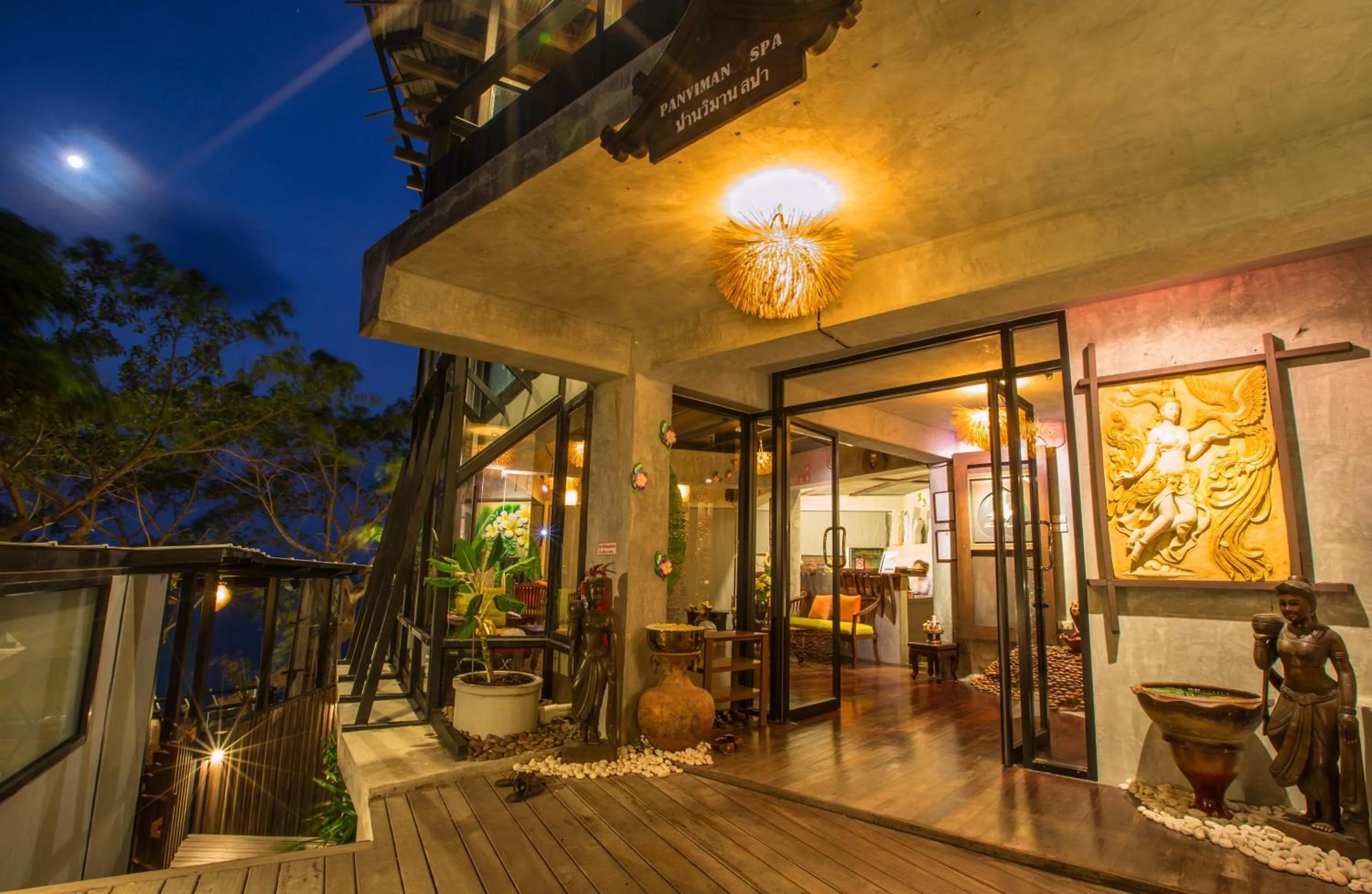 Facade/entrance in Panviman Resort Koh Phangan