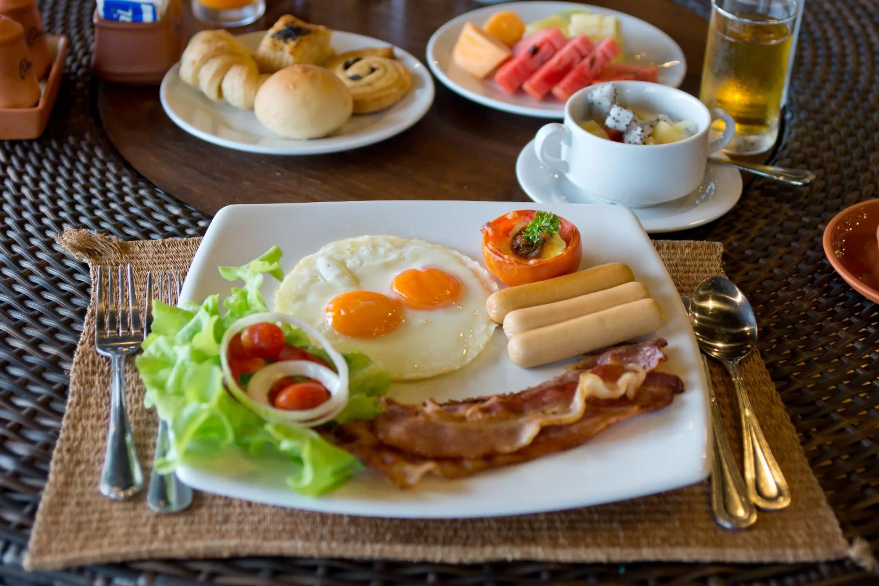 Breakfast in Panviman Resort Koh Phangan