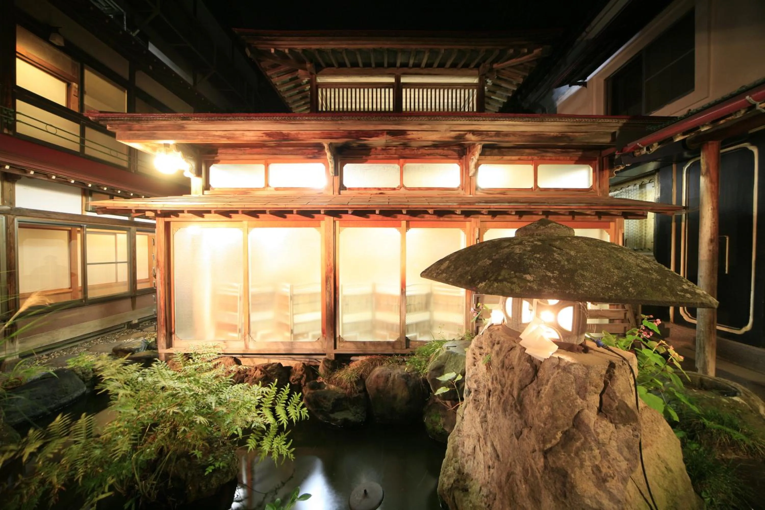 Garden in Yudanaka Seifuso