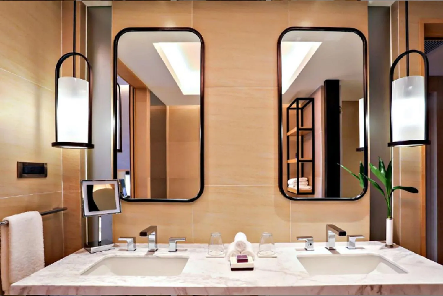 Toilet in The Ritz-Carlton Sanya, Yalong Bay