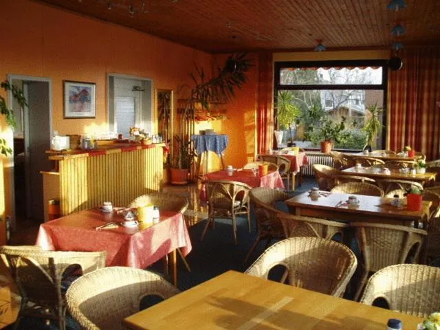 Restaurant/places to eat in Hotel Friedrichs