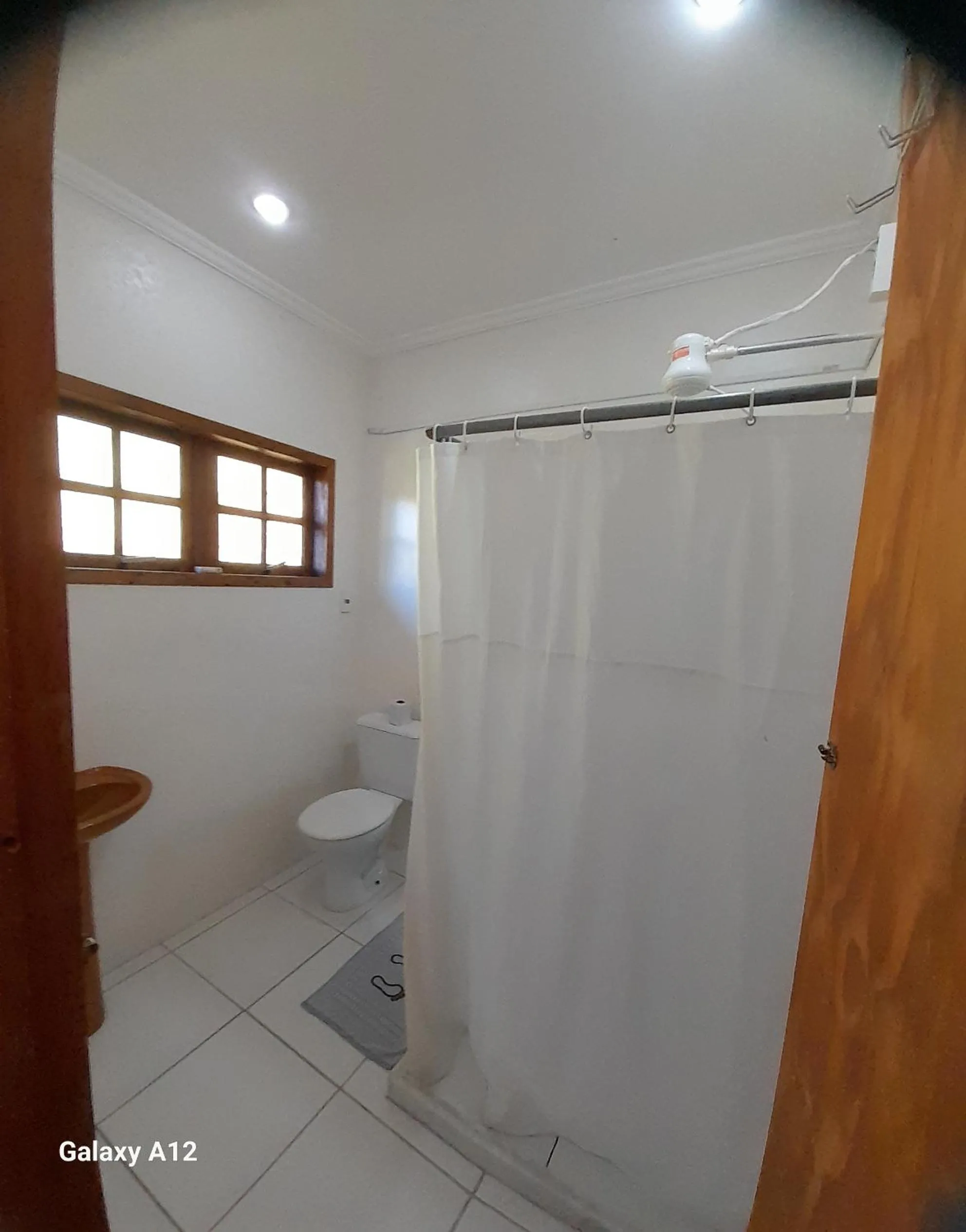 Shower in Hospedaria Casa de Maria