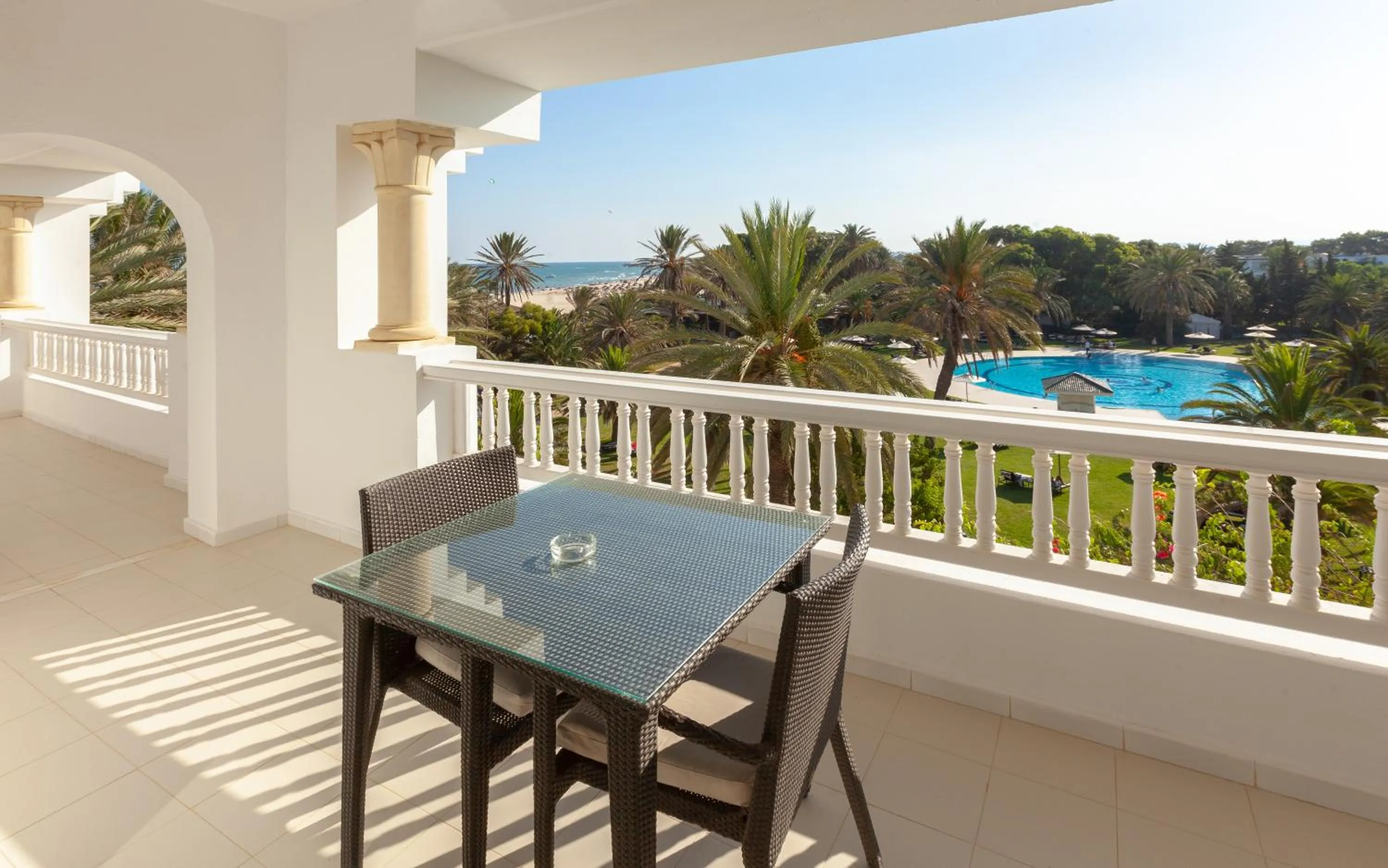 Balcony/Terrace in OCEANA Hotel & Spa