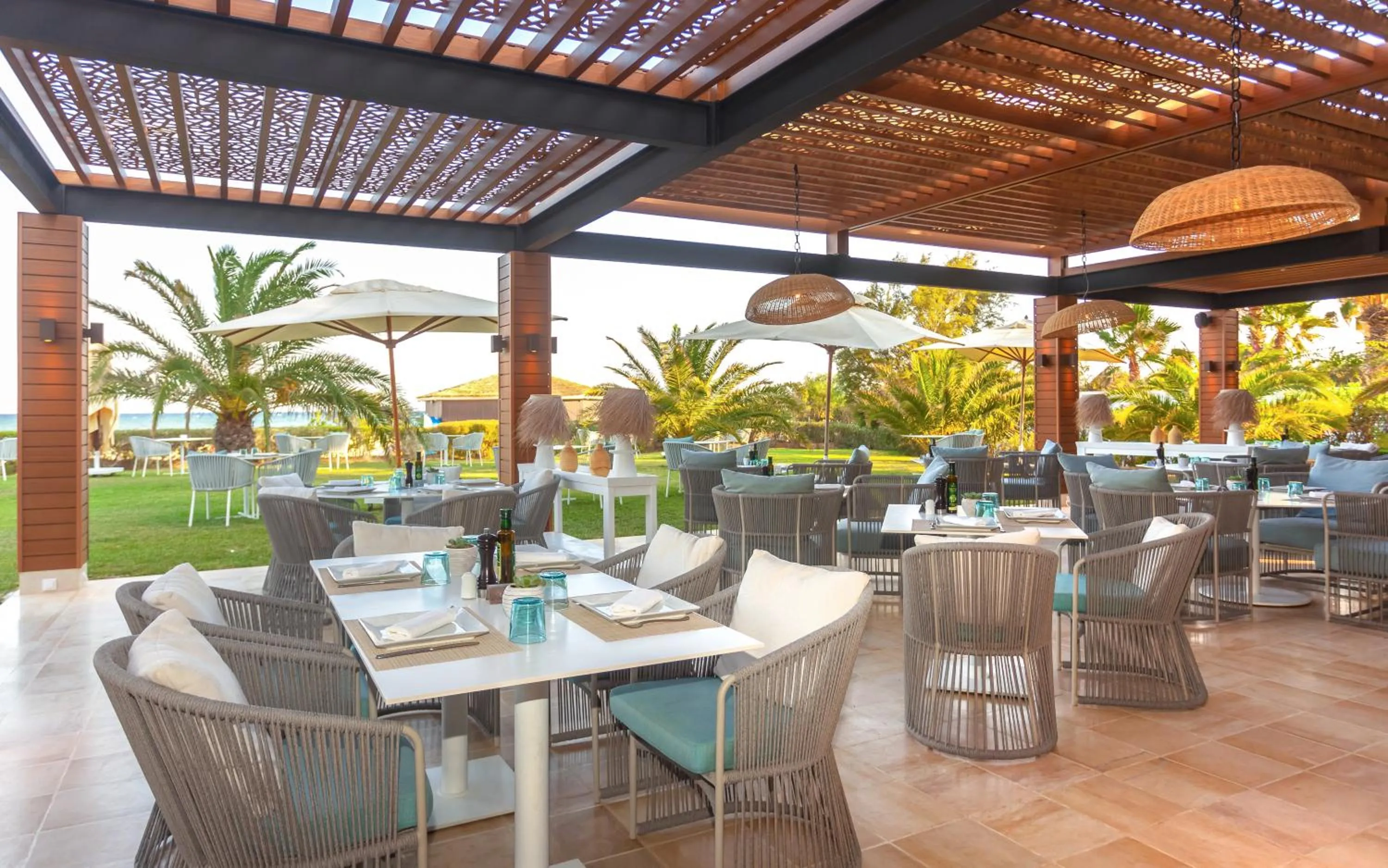Restaurant/places to eat in OCEANA Hotel & Spa