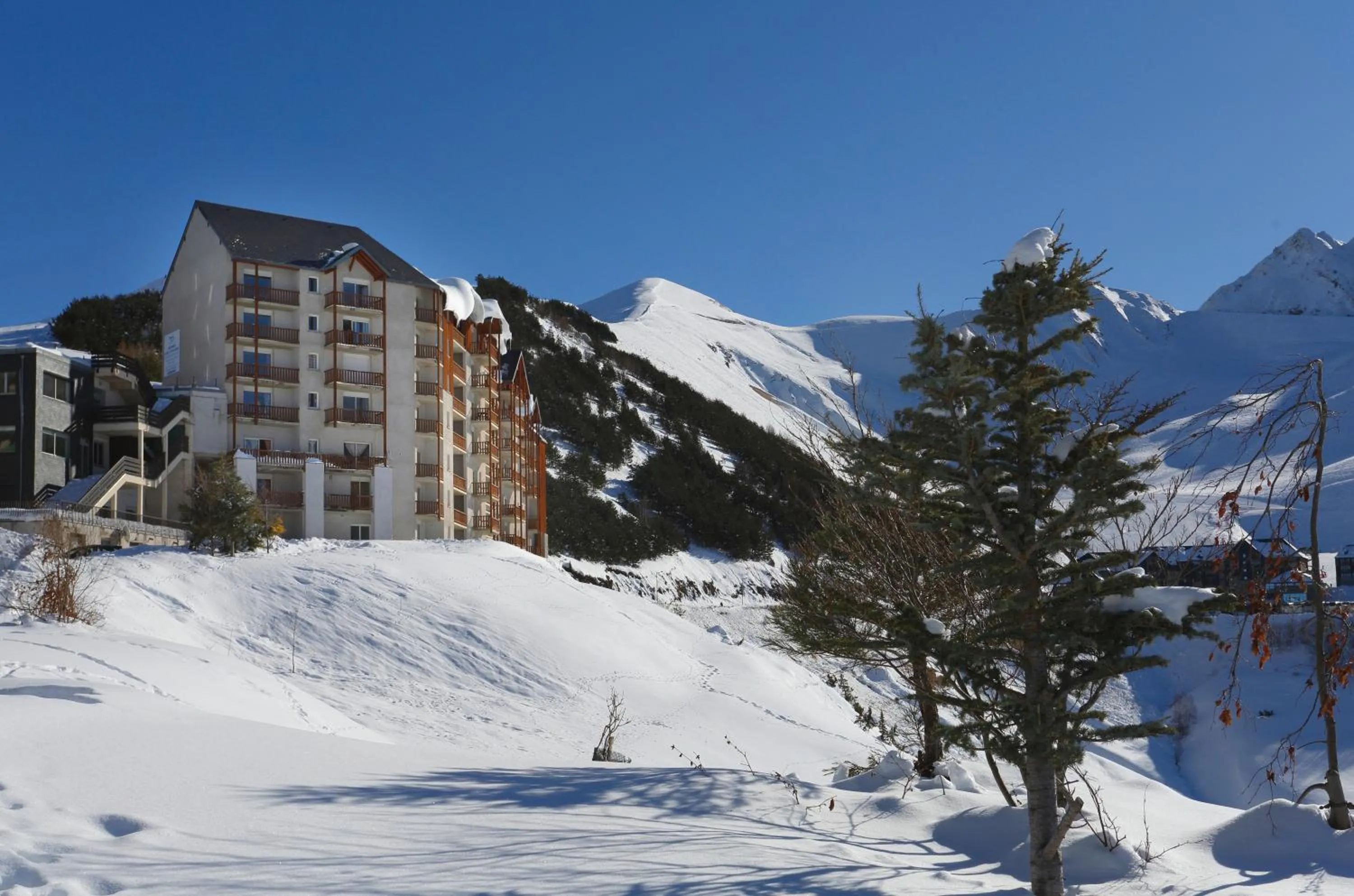 Property building in Résidence Goélia Royal Peyragudes