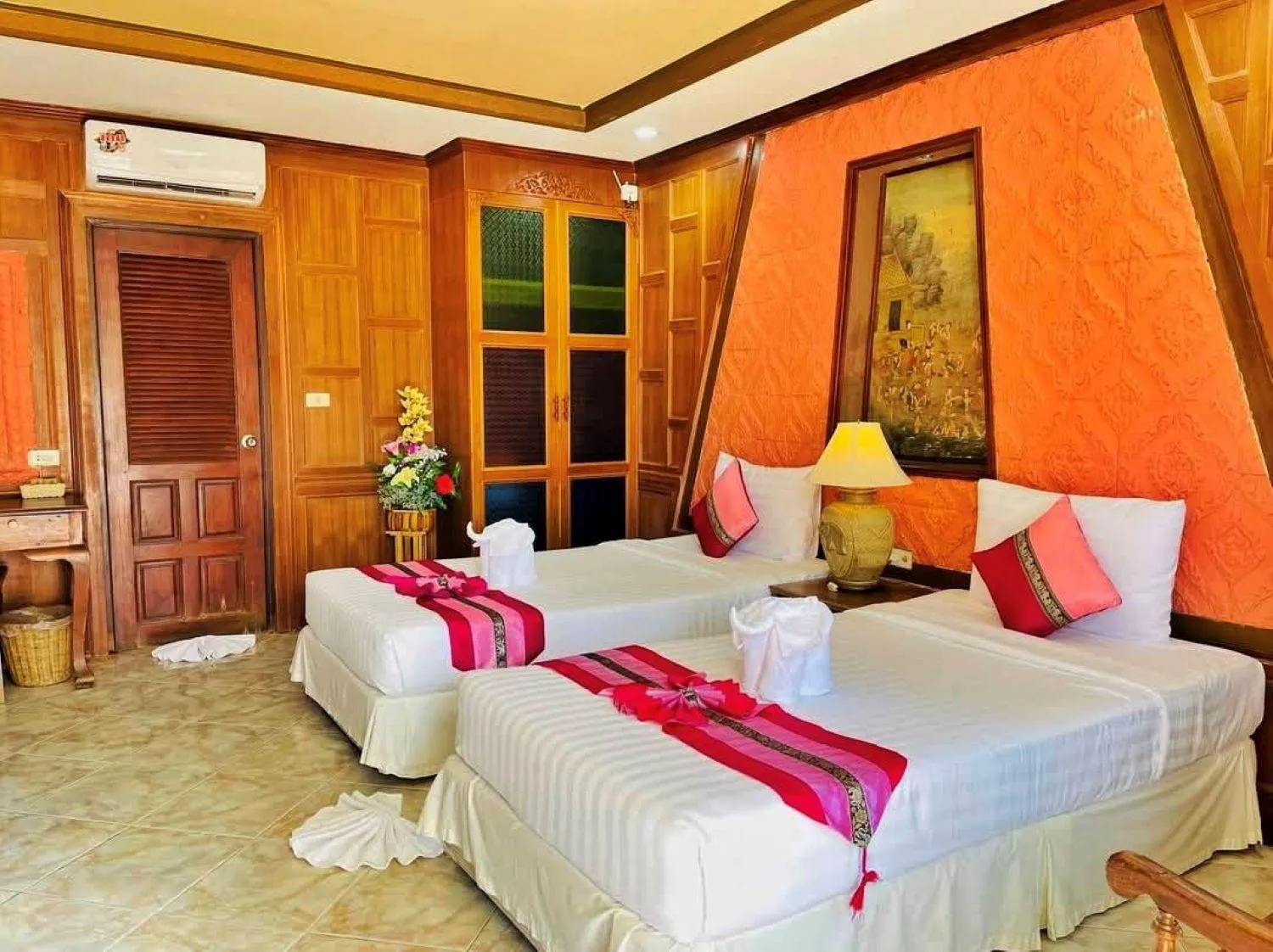 Bedroom, Bed in Coconut Beach Resort, Koh Chang