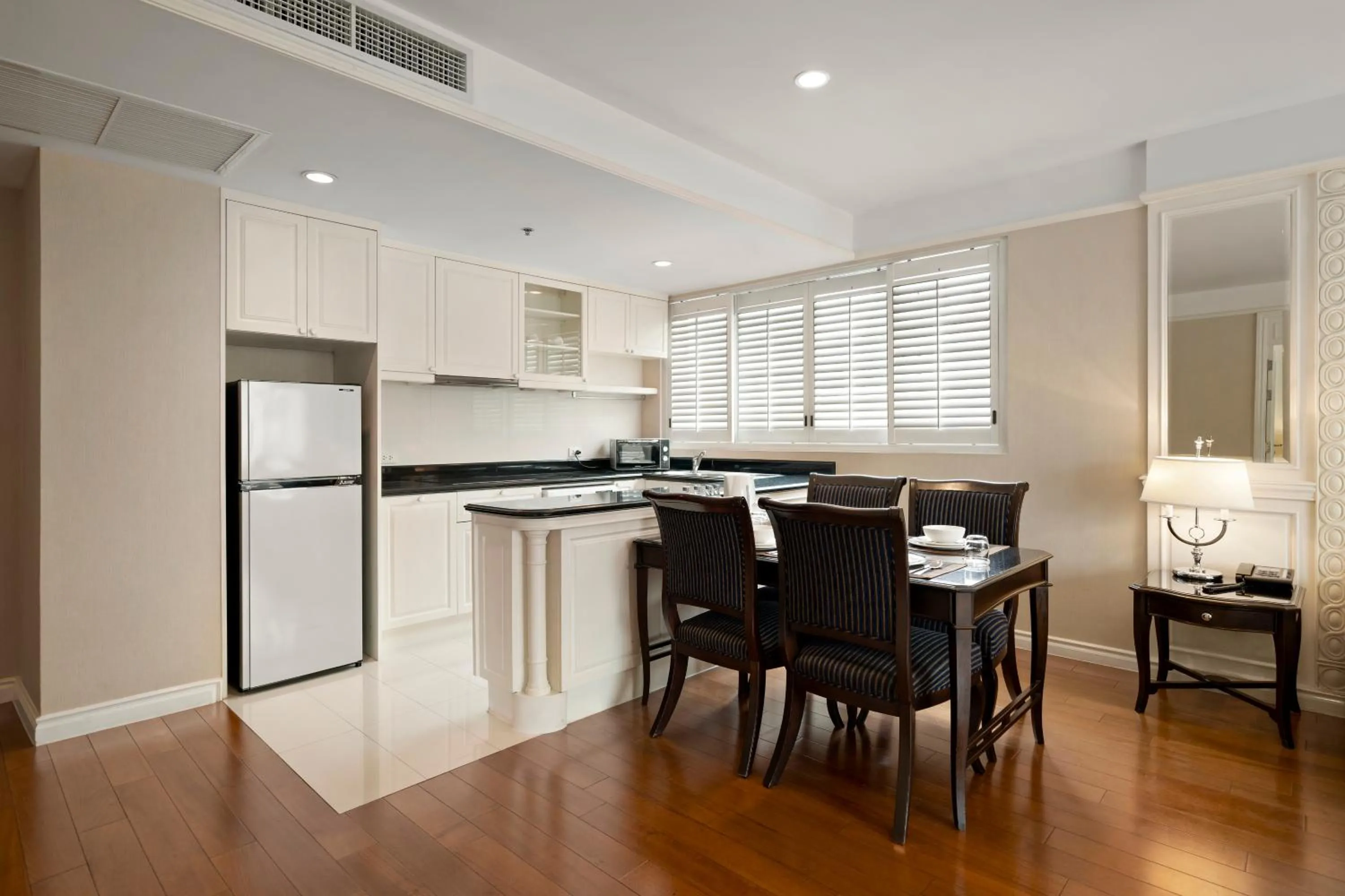 Kitchen or kitchenette in Grande Centre Point Hotel Ratchadamri Bangkok