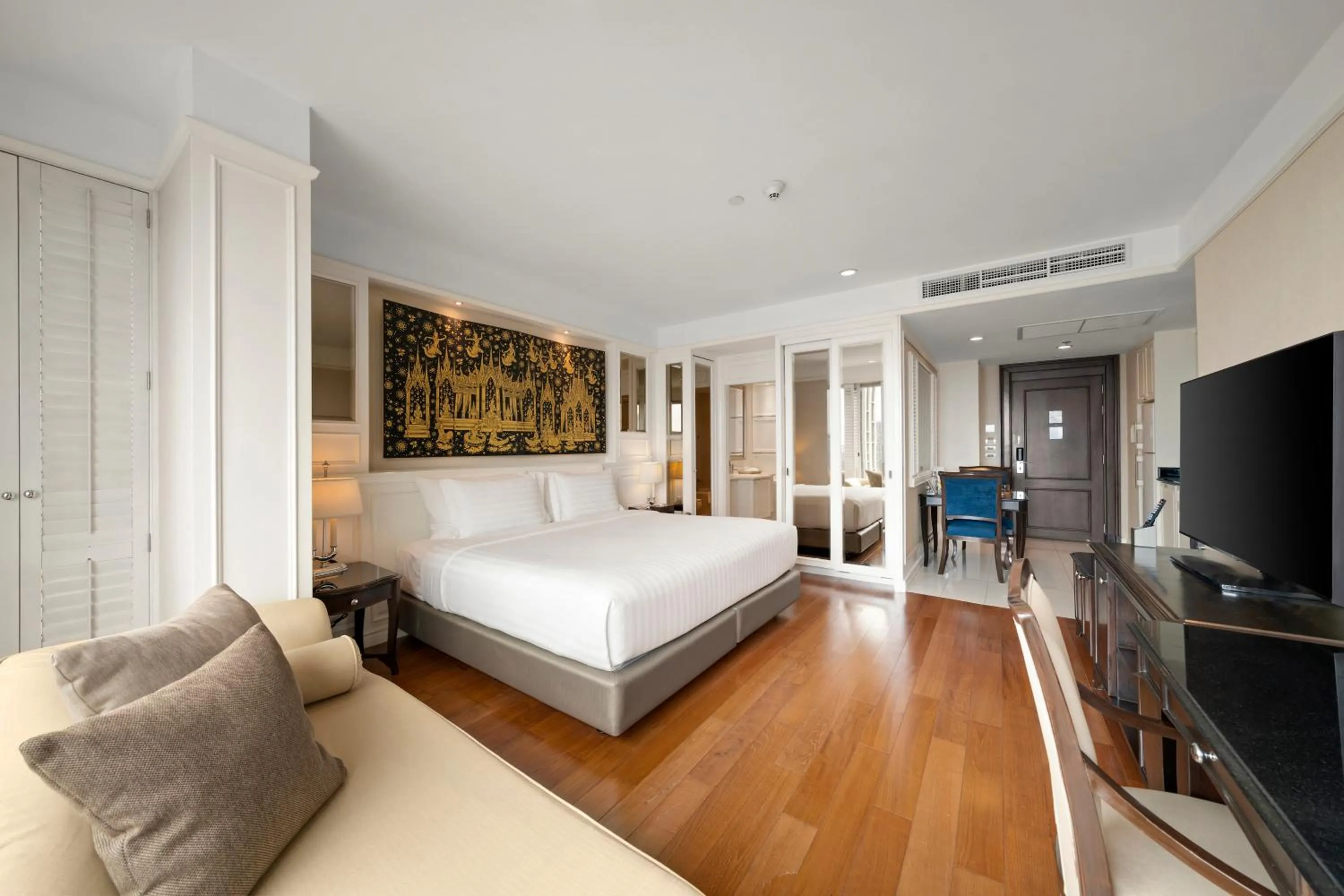 Bedroom, Bed in Grande Centre Point Hotel Ratchadamri Bangkok