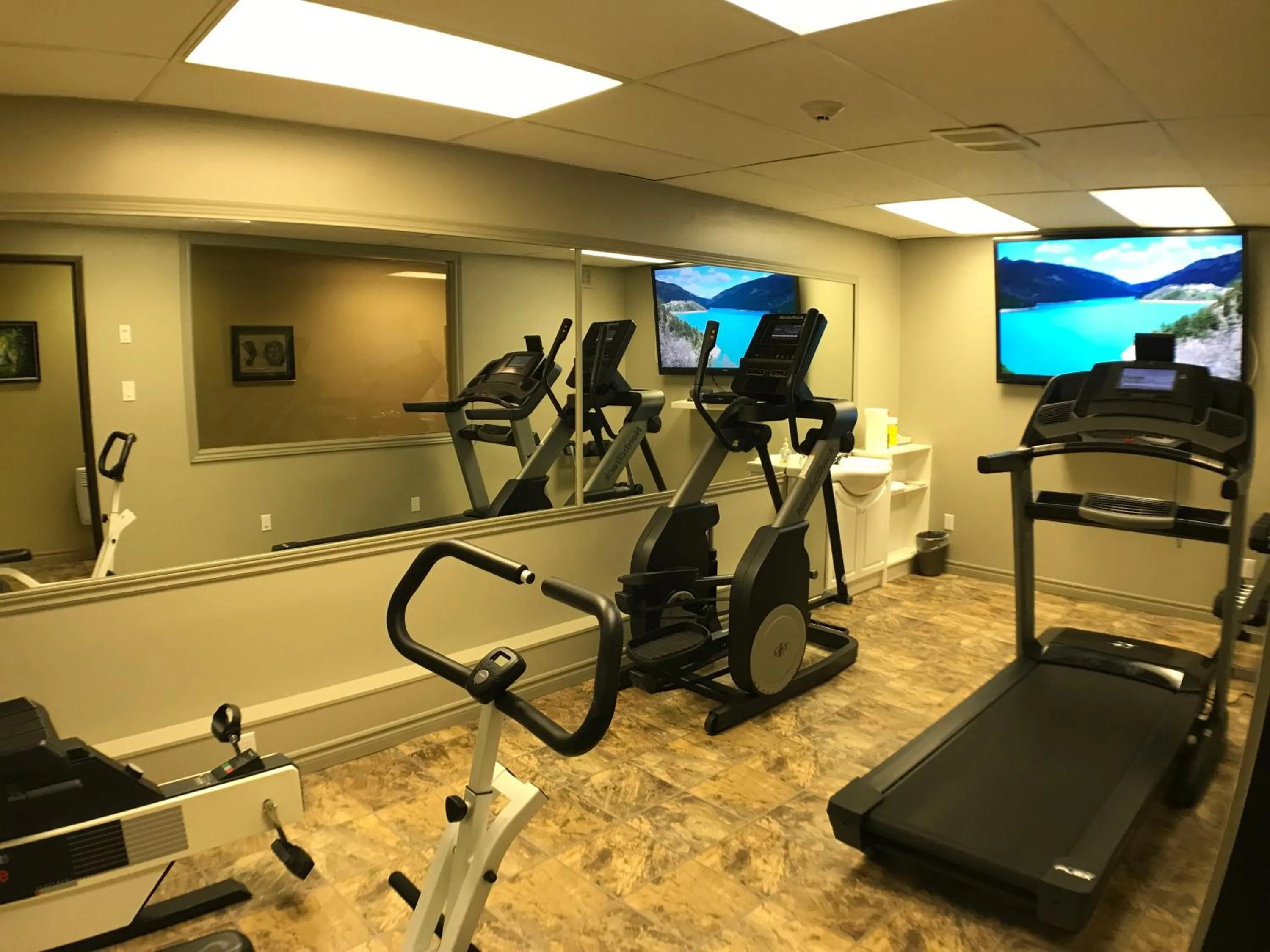 Balsam Suites Boutique Inn & Residence