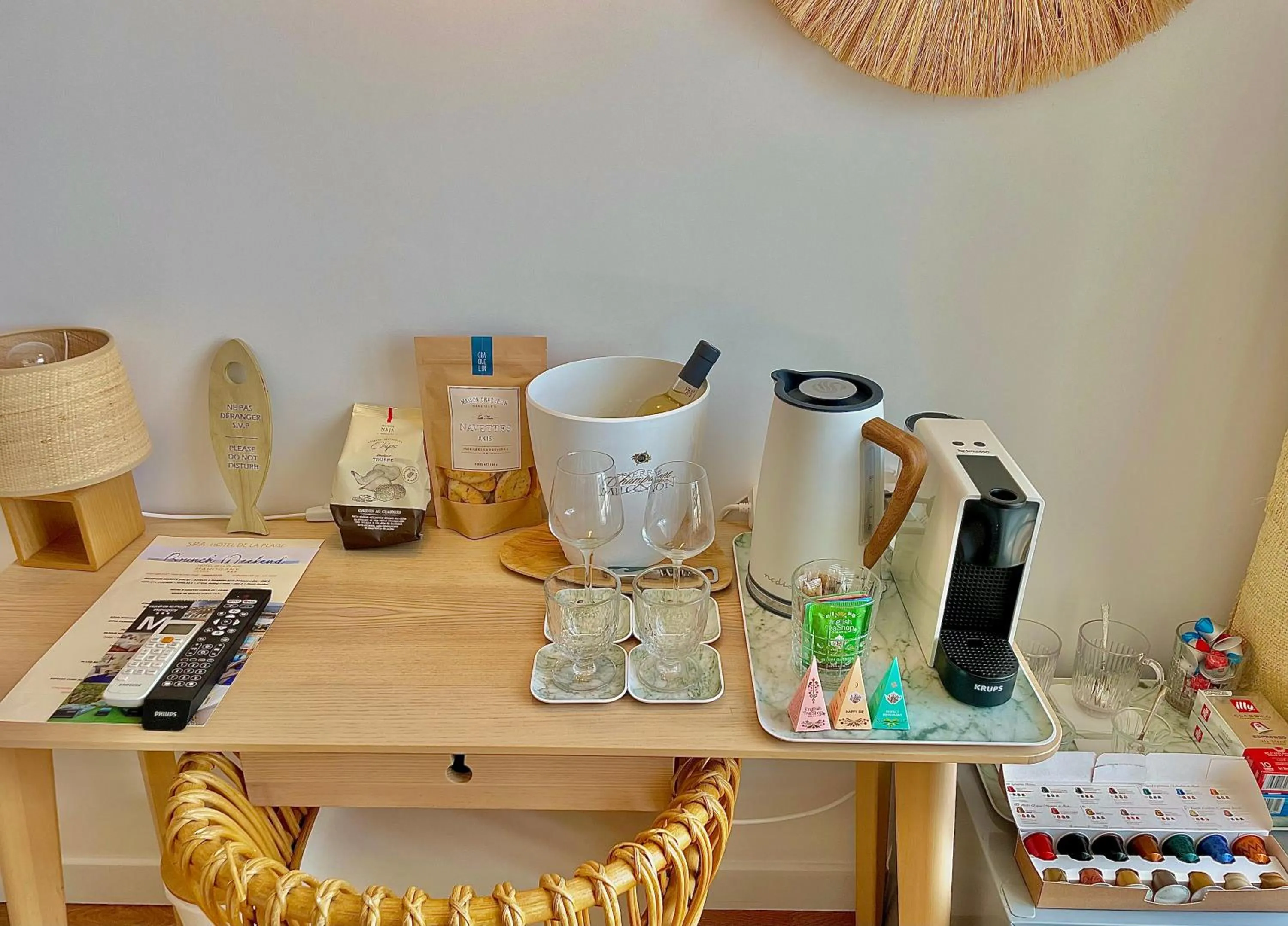 Hotel de La Plage - Mahogany