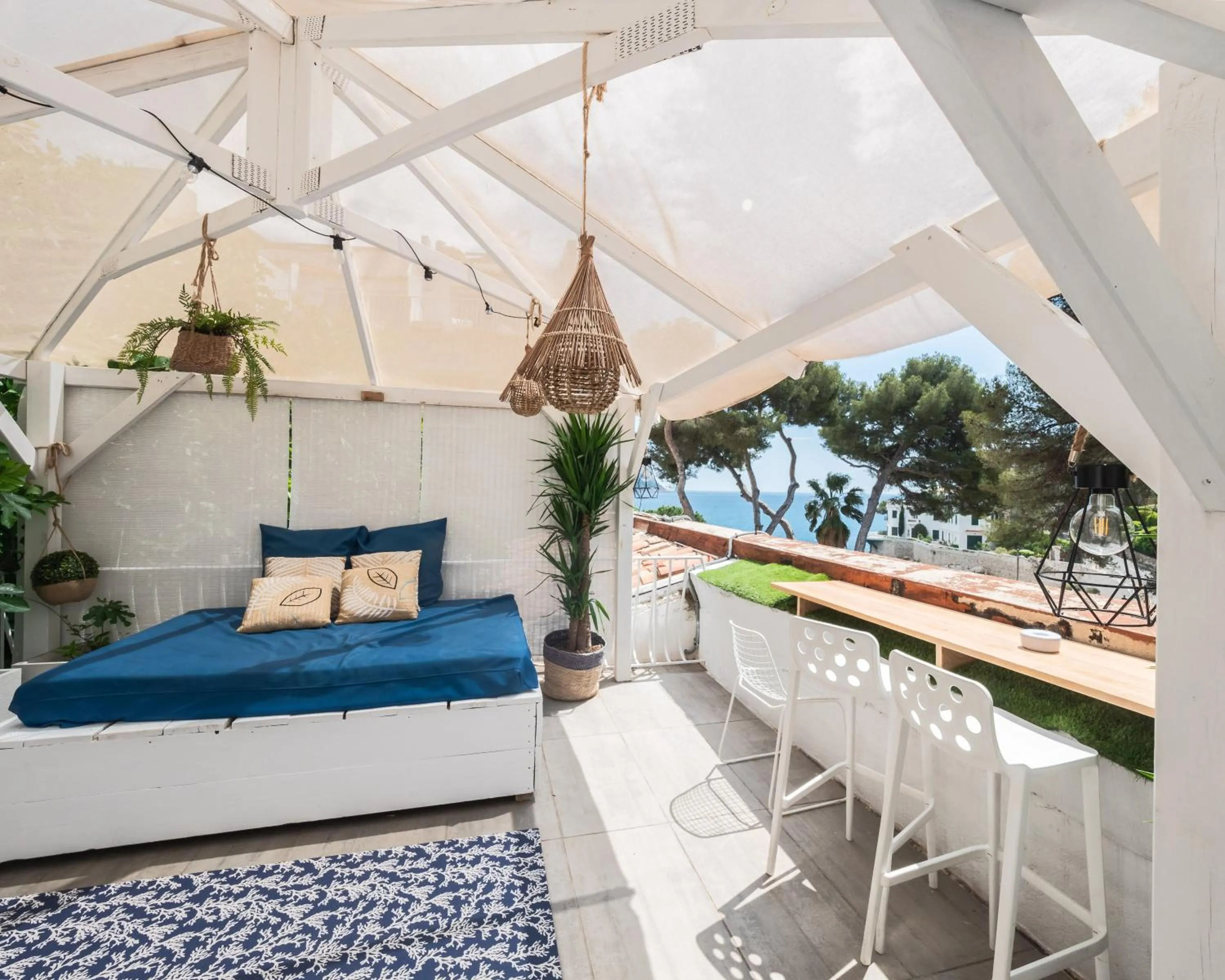 Patio in Hotel de La Plage - Mahogany