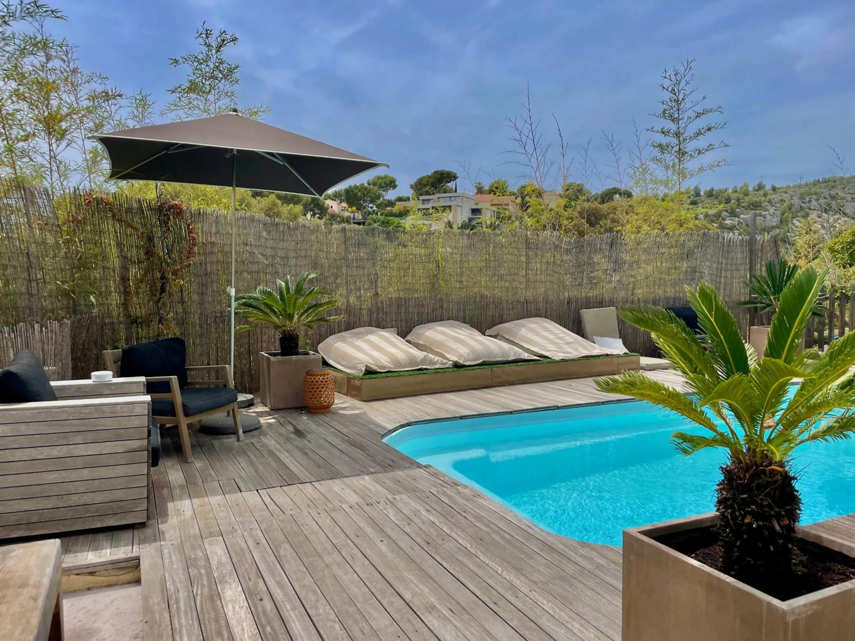 Hotel de La Plage - Mahogany