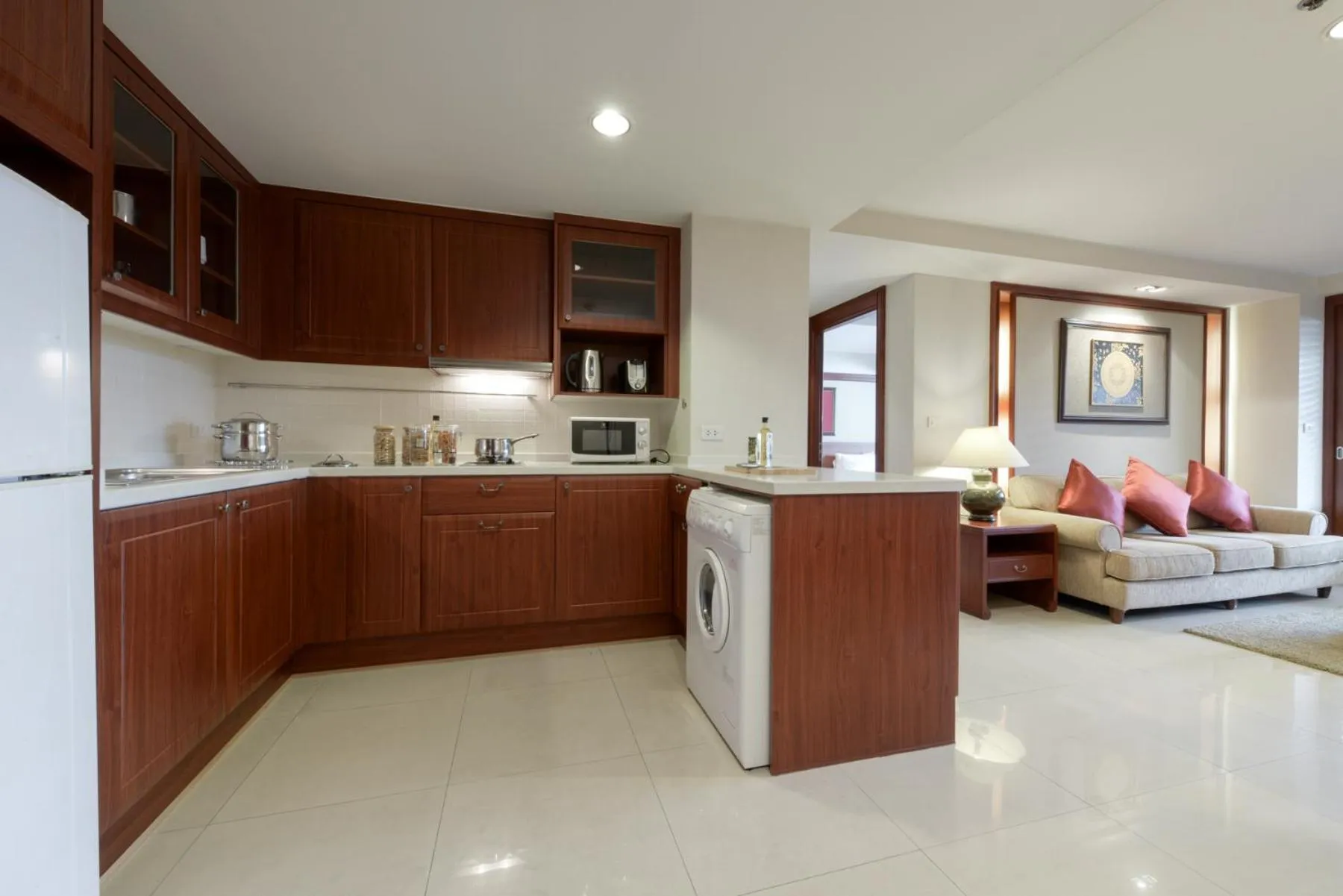 Kitchen or kitchenette in Centre Point Sukhumvit Thong-Lo
