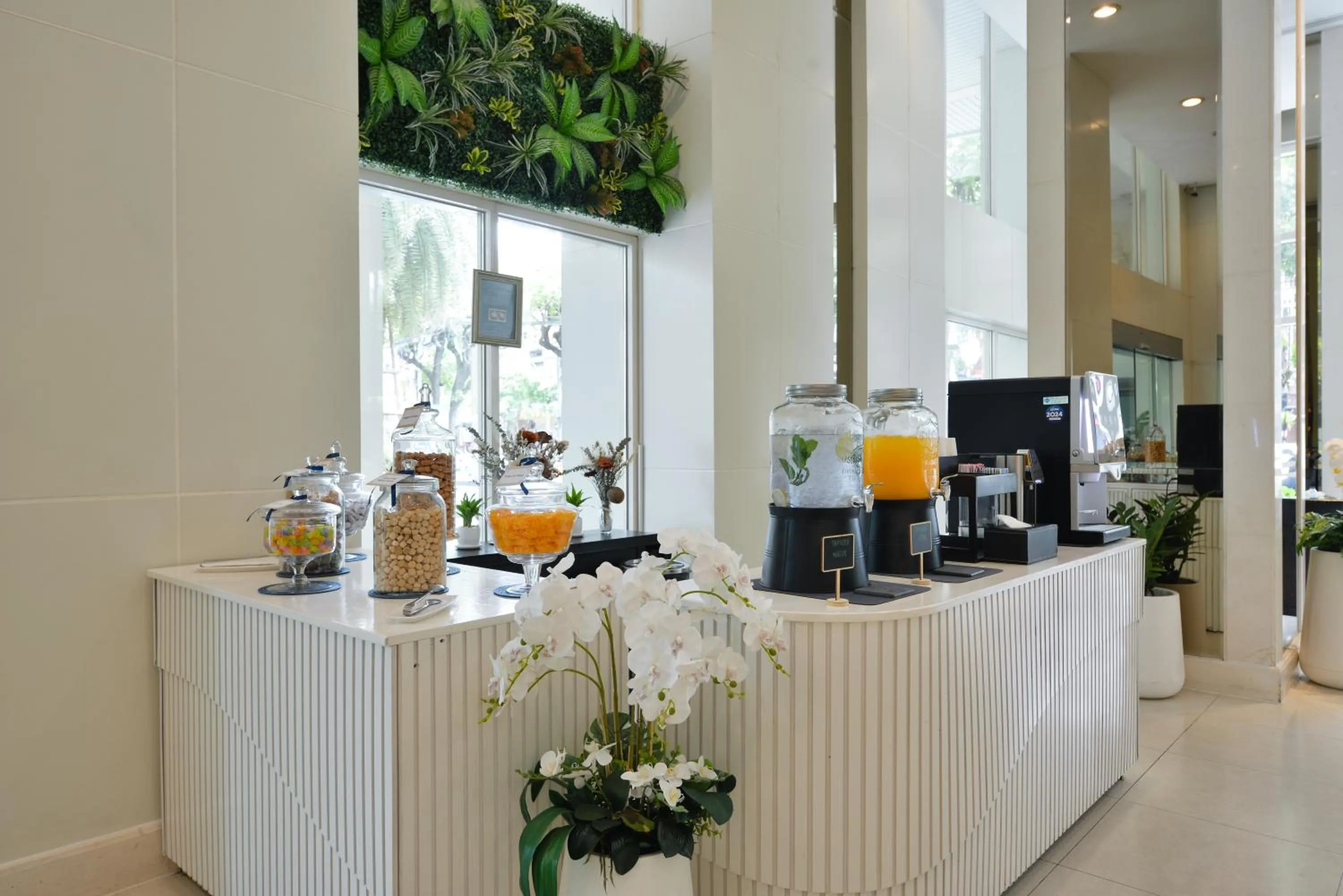 Coffee/tea facilities in Centre Point Sukhumvit Thong-Lo