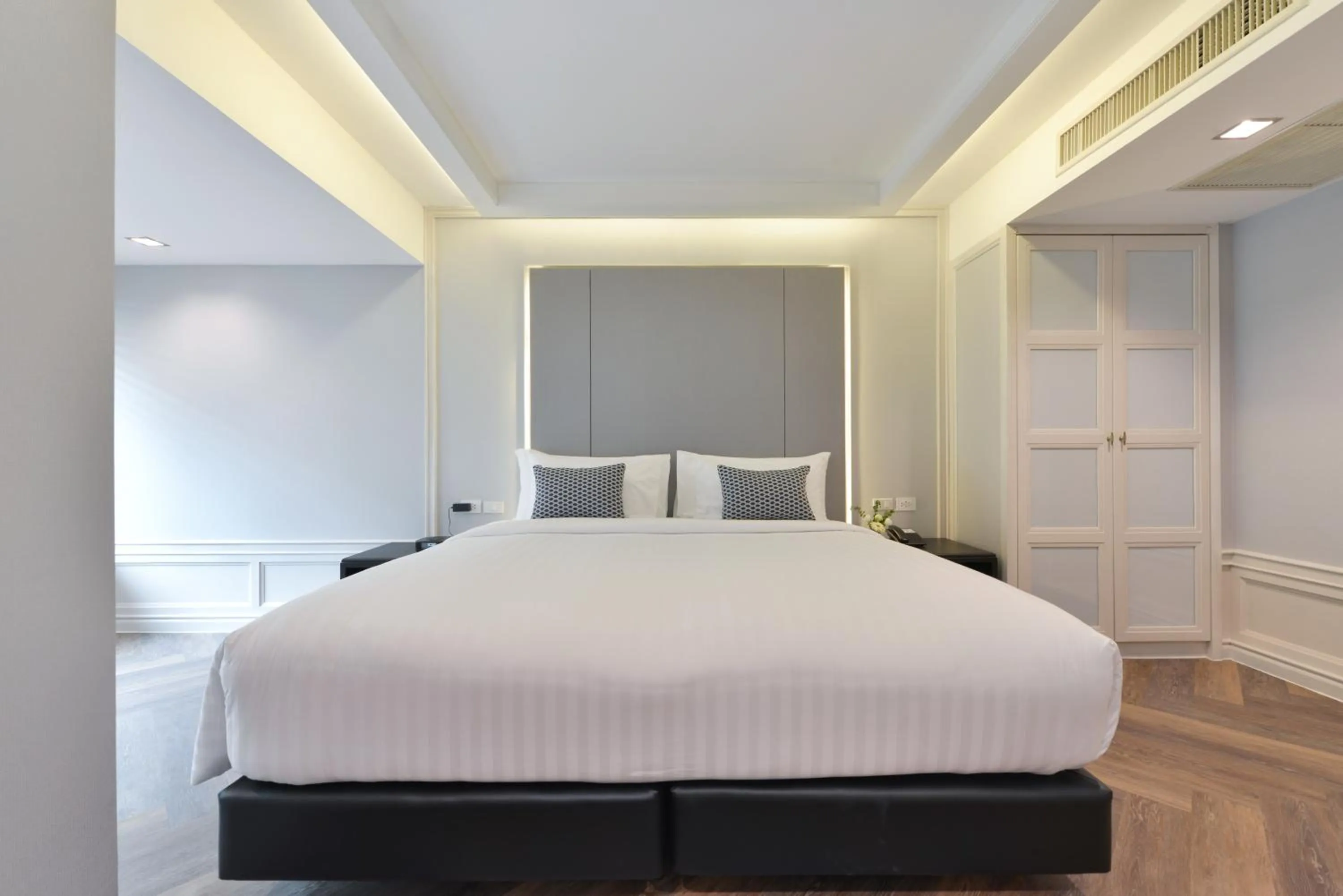 Bedroom, Bed in Centre Point Sukhumvit Thong-Lo