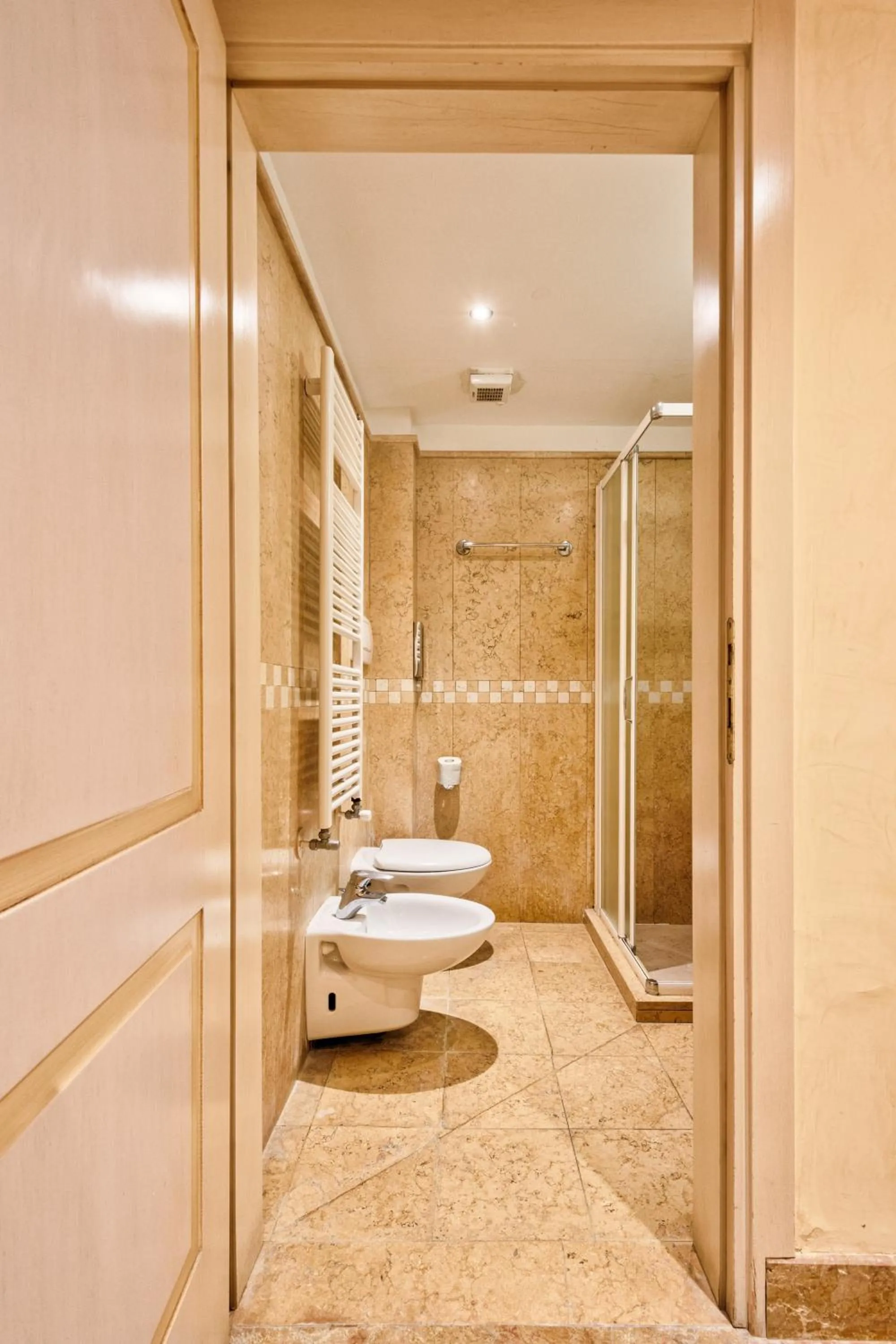 Bathroom in Hotel Vecellio Venice on the Lagoon