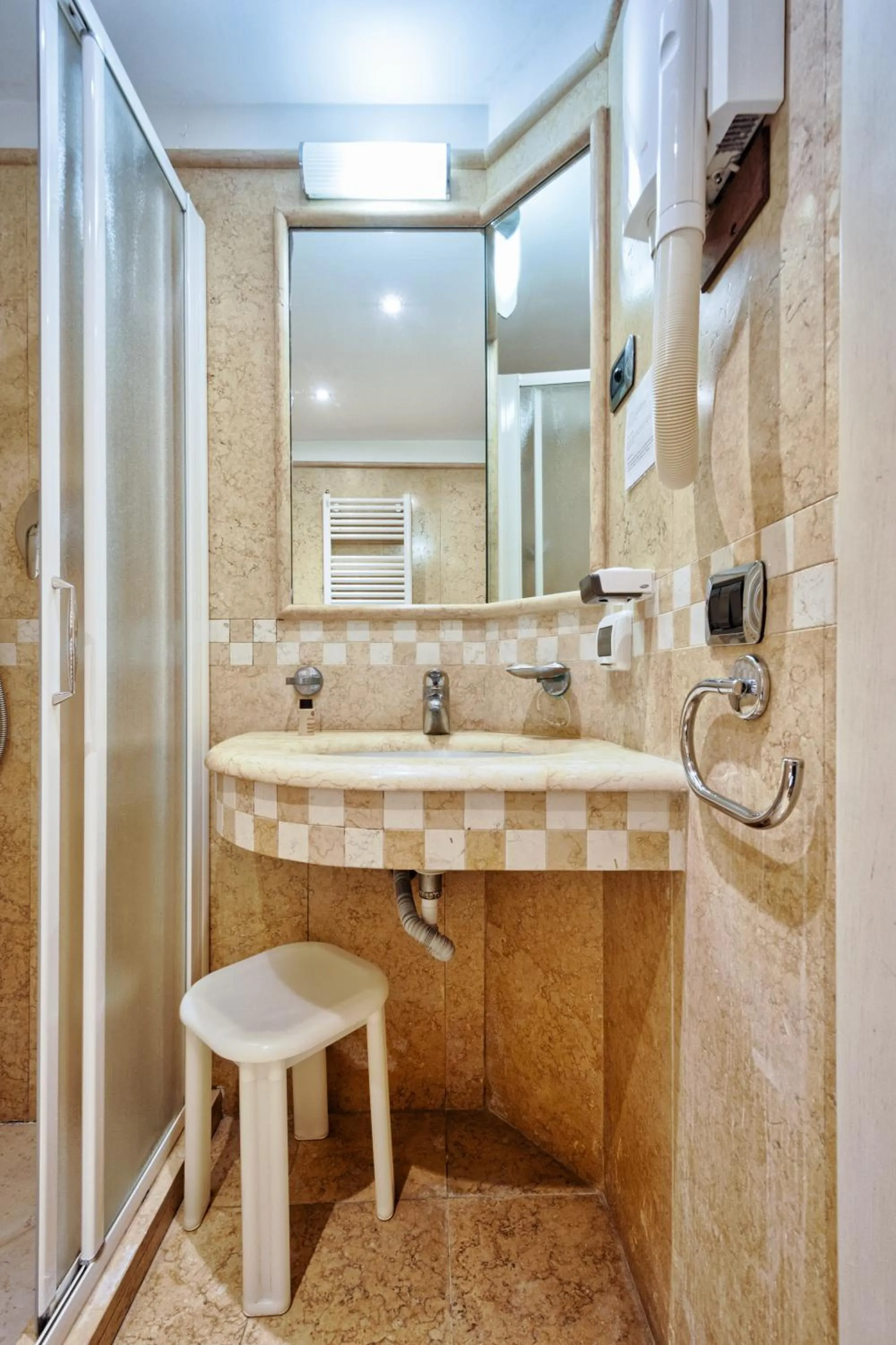 Bathroom in Hotel Vecellio Venice on the Lagoon