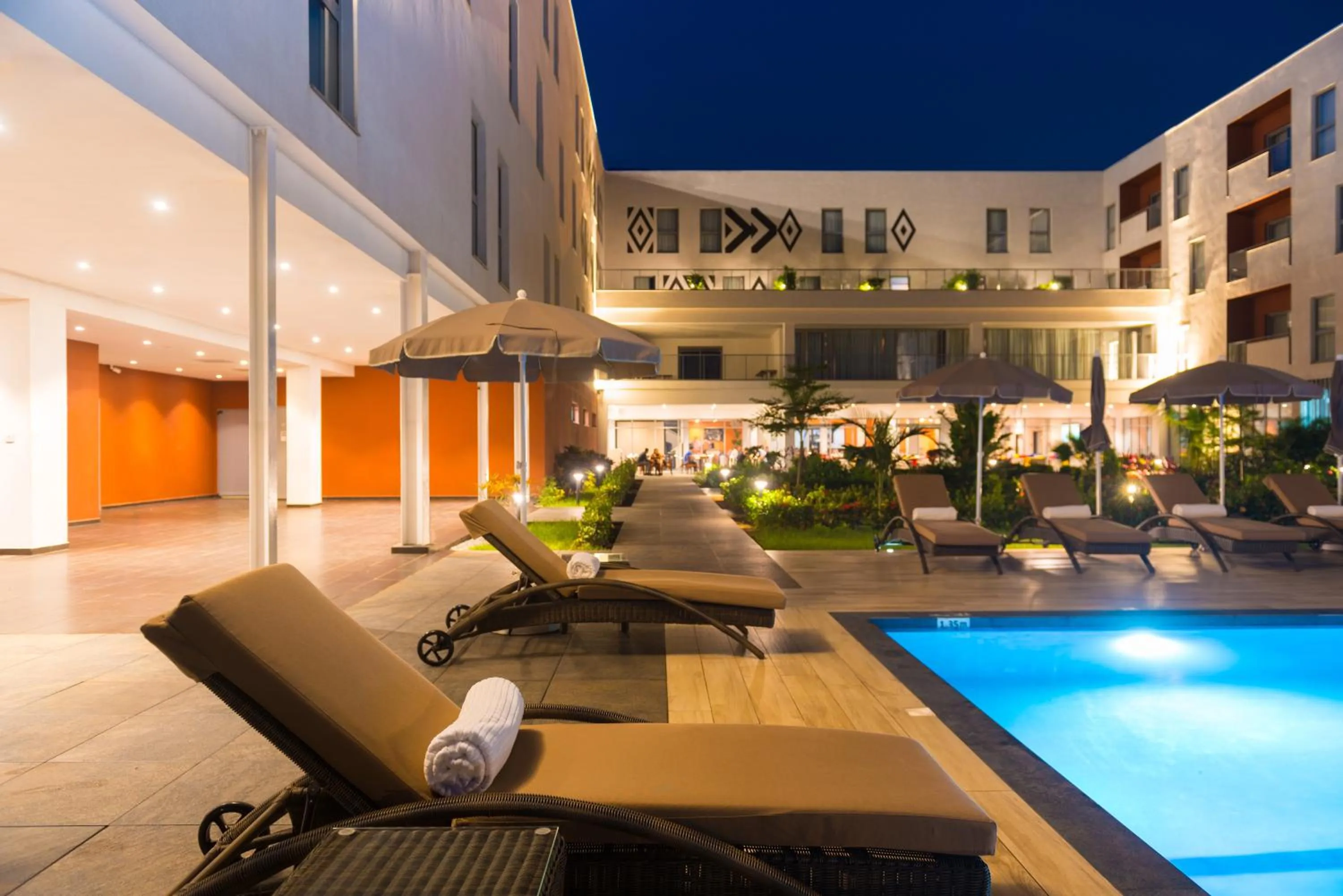 Swimming pool in ONOMO Hotel Conakry