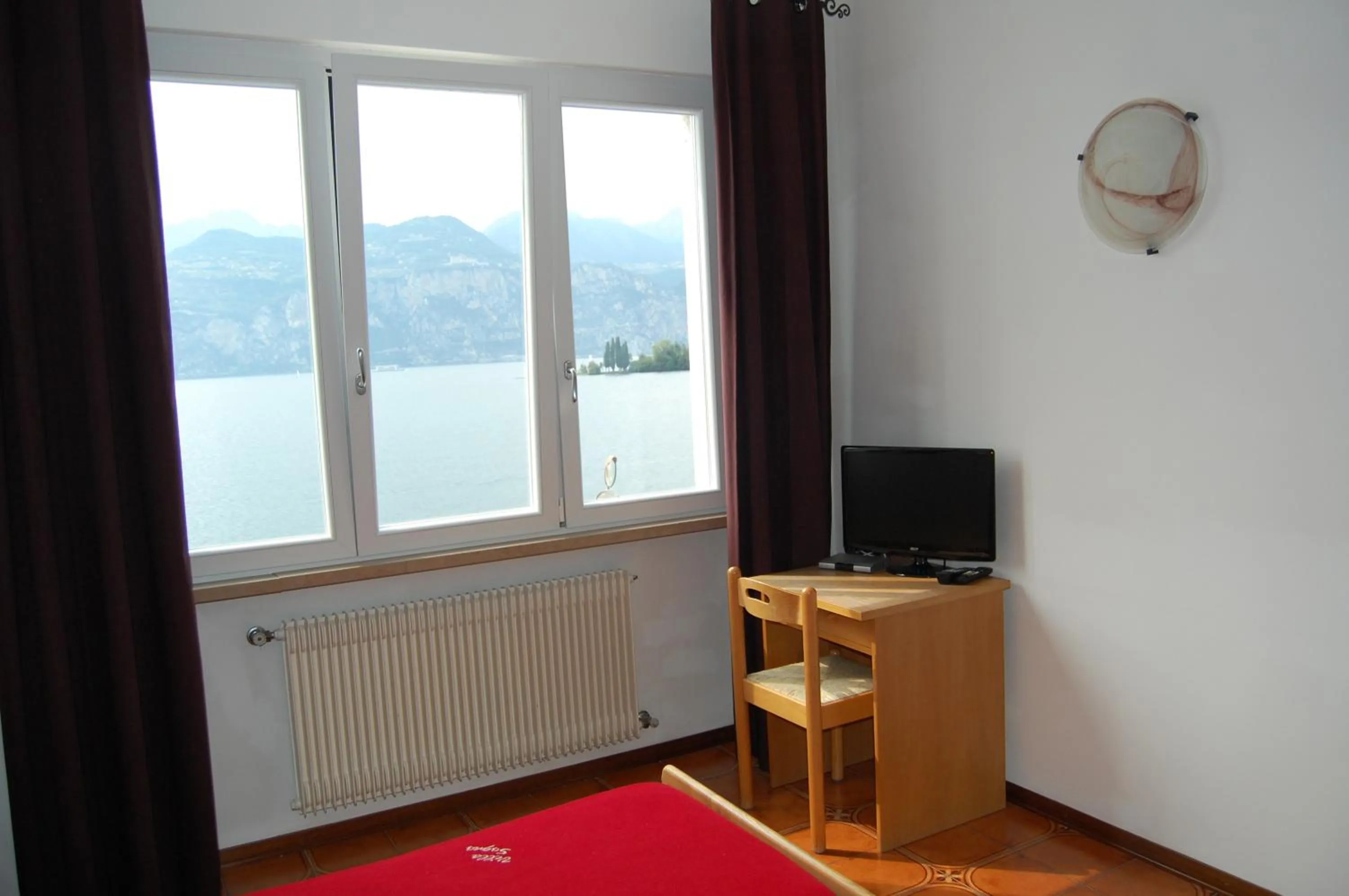 Photo of the whole room in Villa Sogno