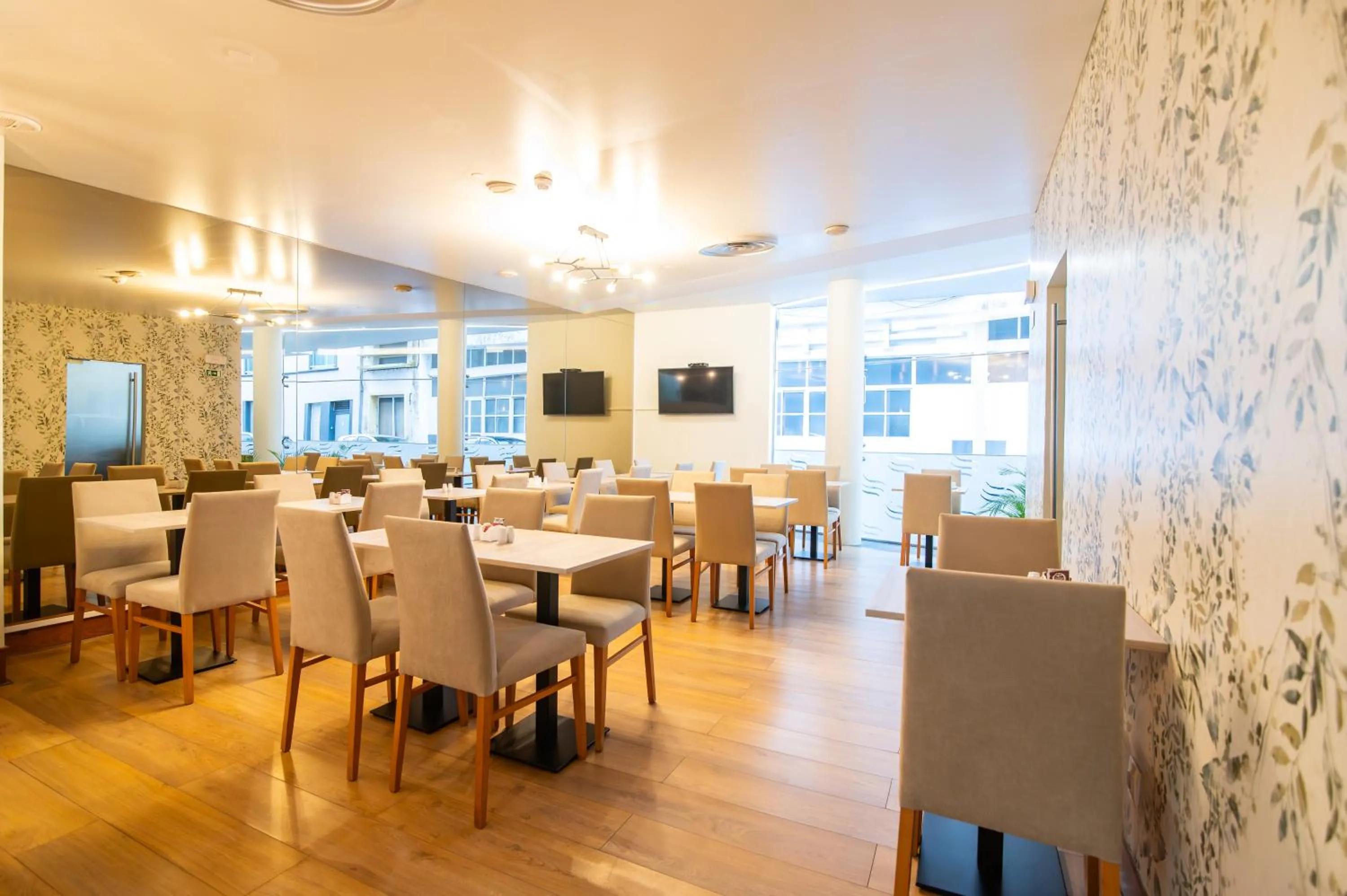 Hotel Comfort Inn Ponta Delgada