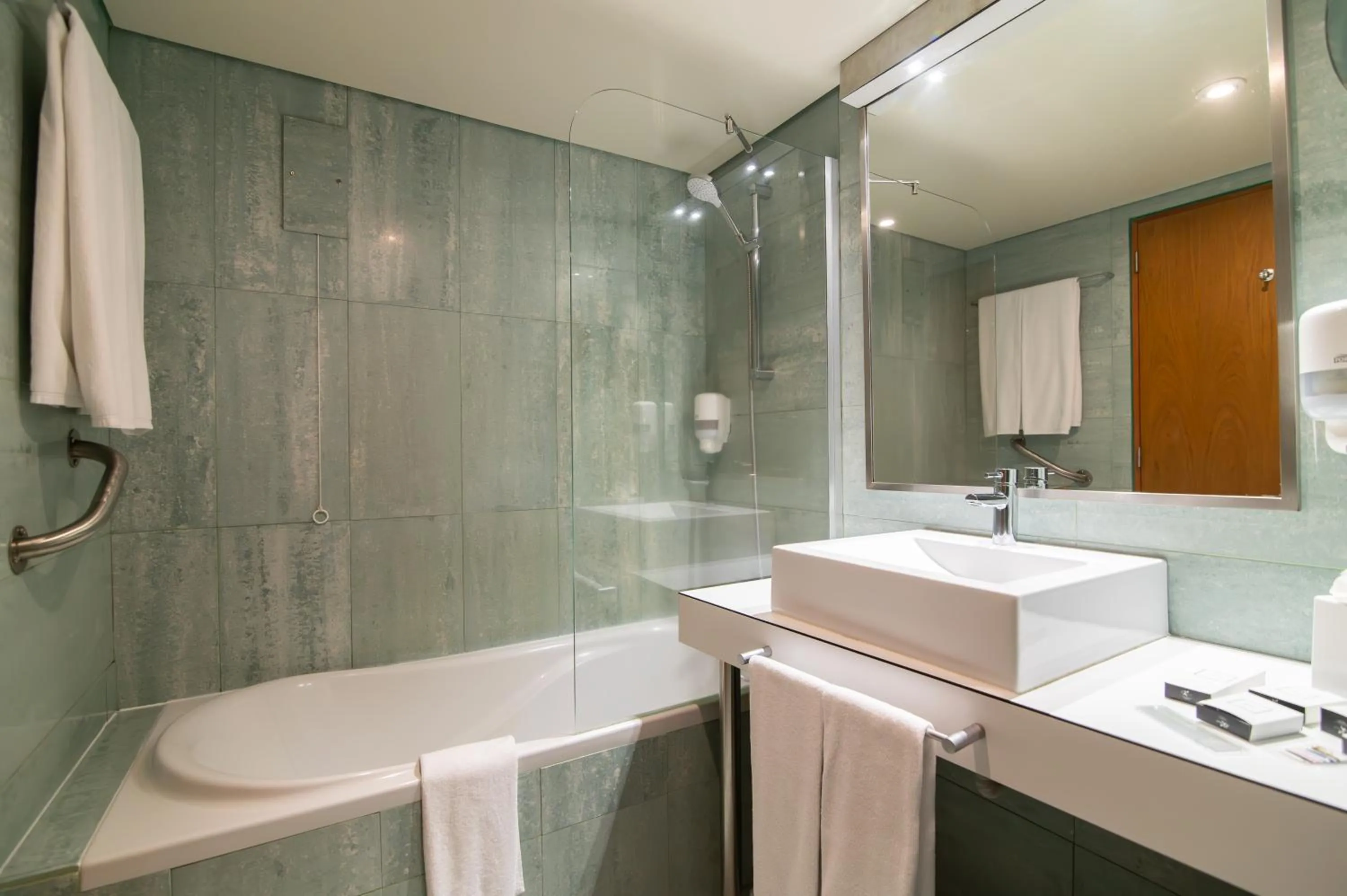 Hotel Comfort Inn Ponta Delgada