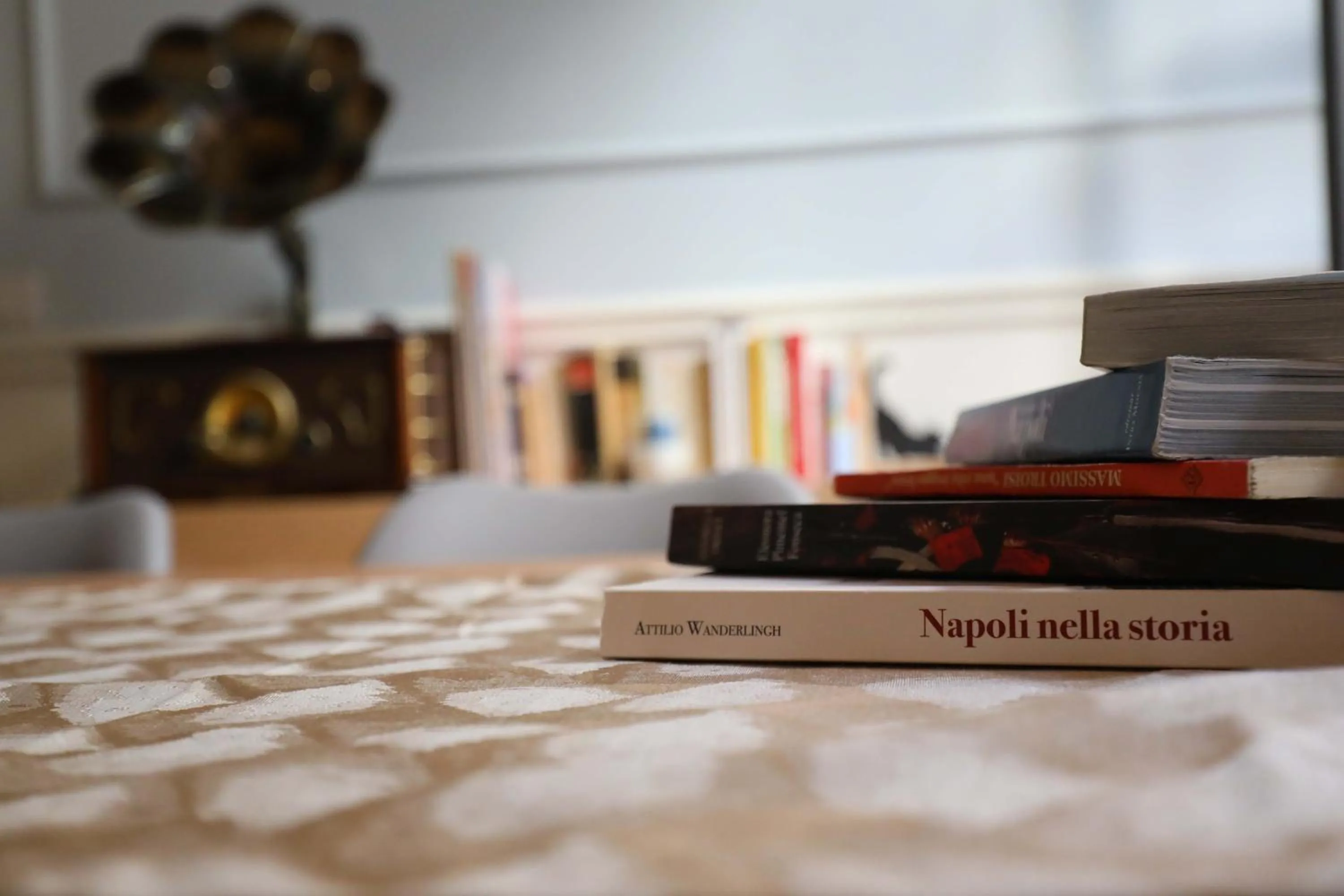 Library in Vico Gelso Napoli