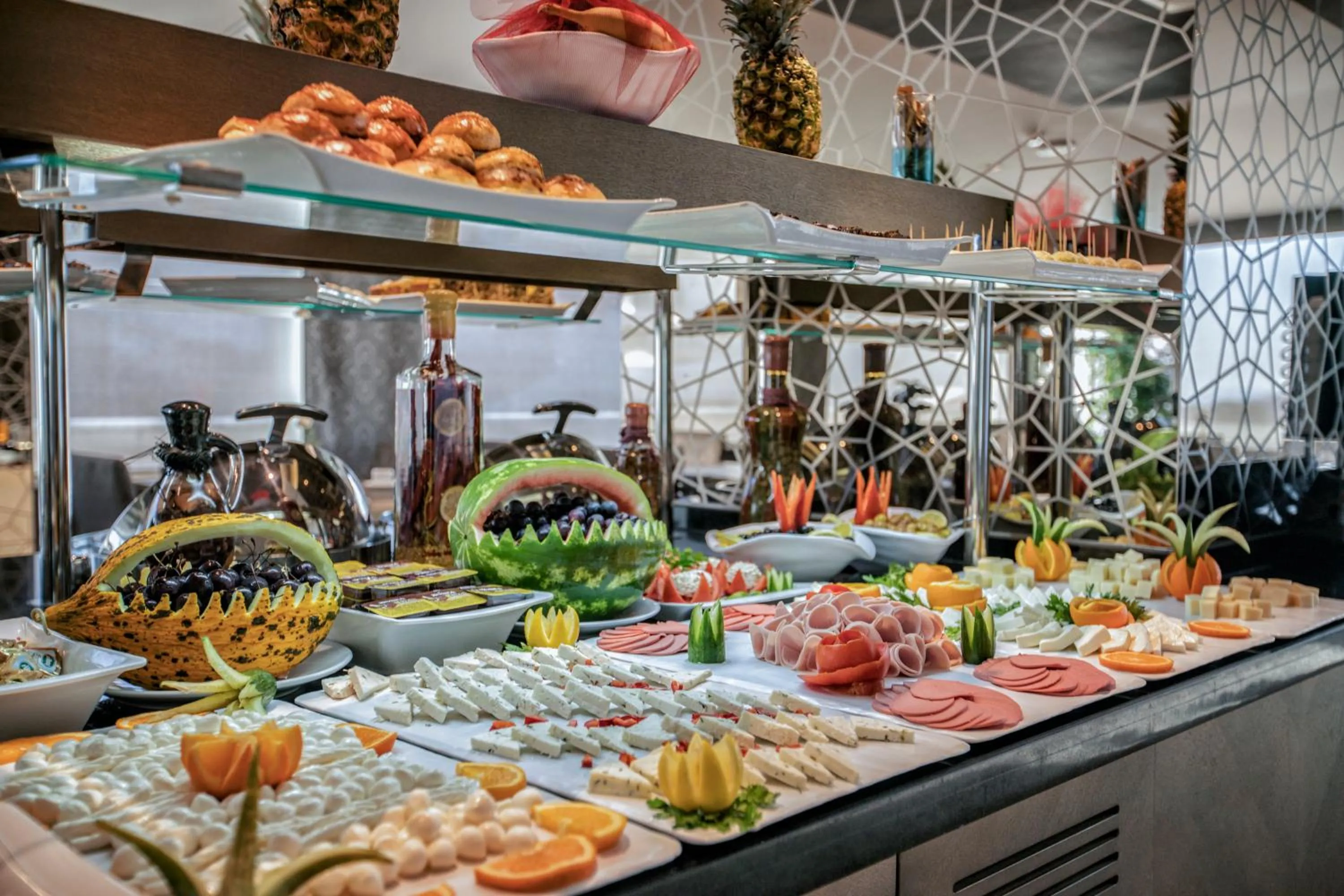 Food and drinks in Grand Beyazit Hotel Old City