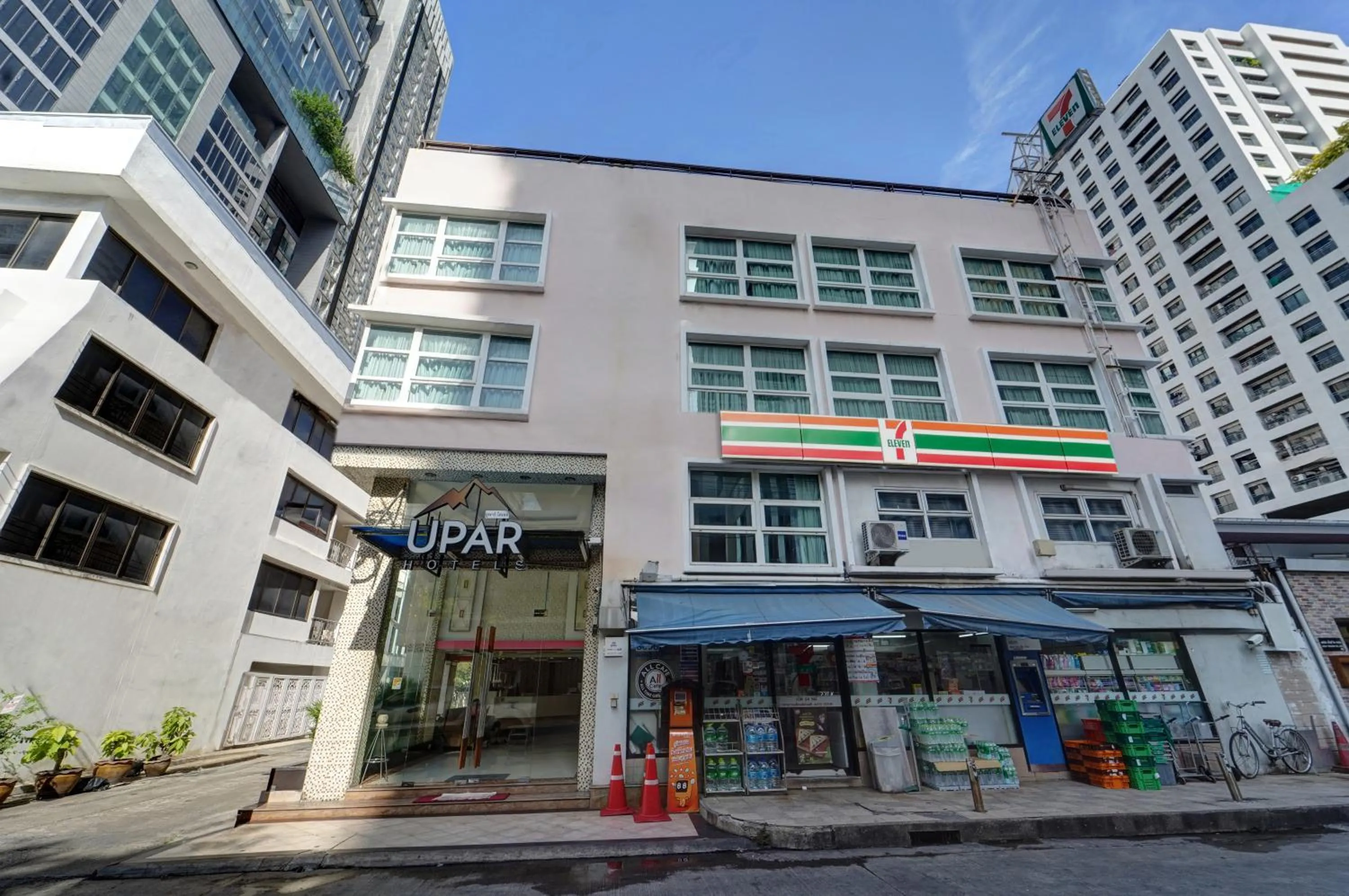 Property building in UPAR Hotels Sukhumvit 11 Nana