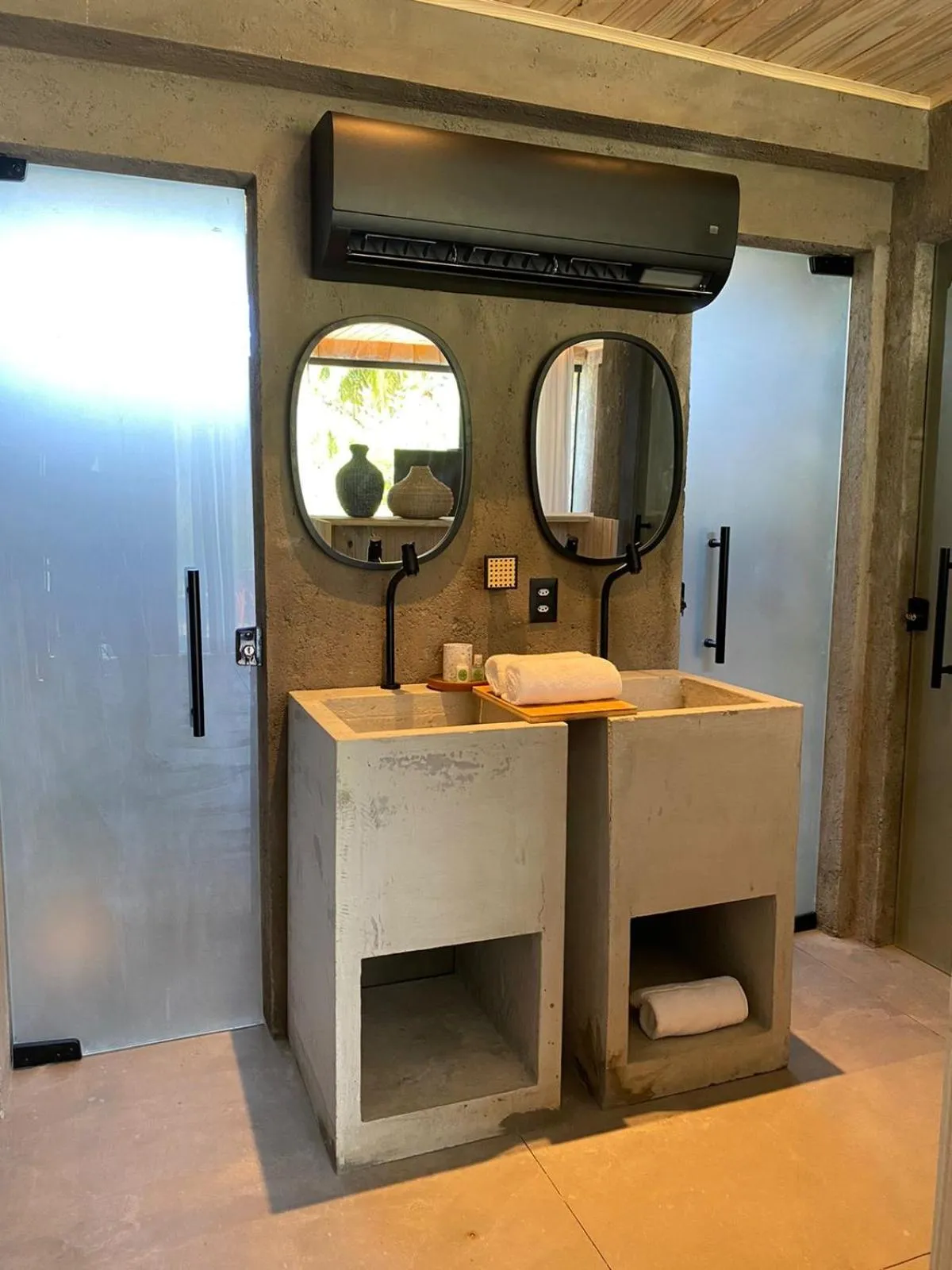 Bathroom in Pedras Do Patacho Hotel Boutique Experience