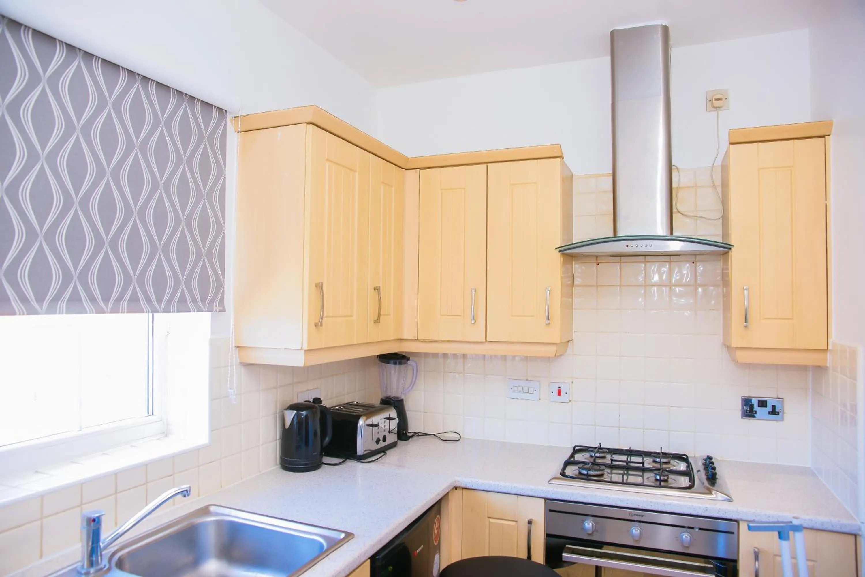 MODERN 2 BEDROOM APARTMENT