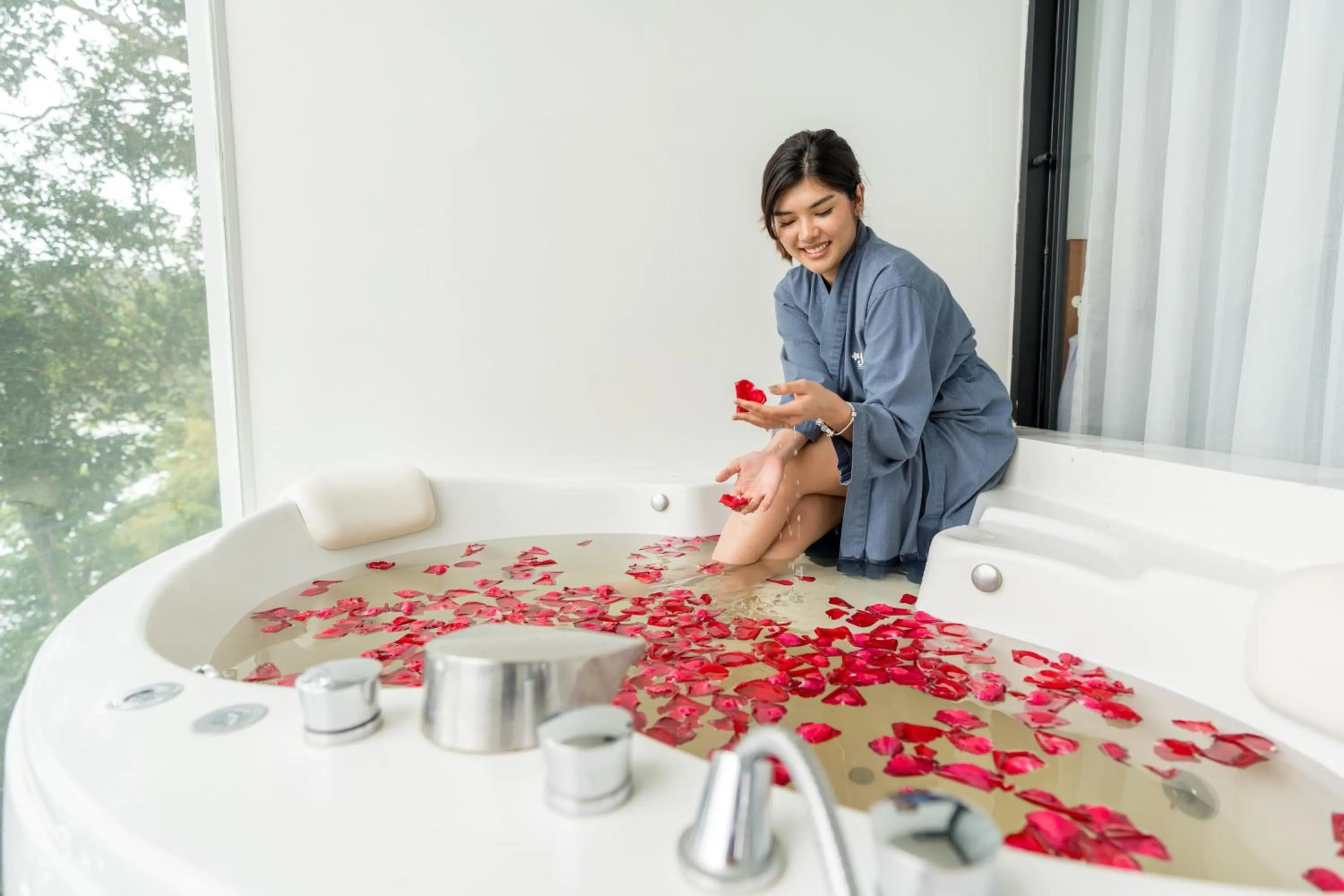 Junior Suite Double or Twin with Ocean View in Secret Cliff Resort & Restaurant - SHA Plus