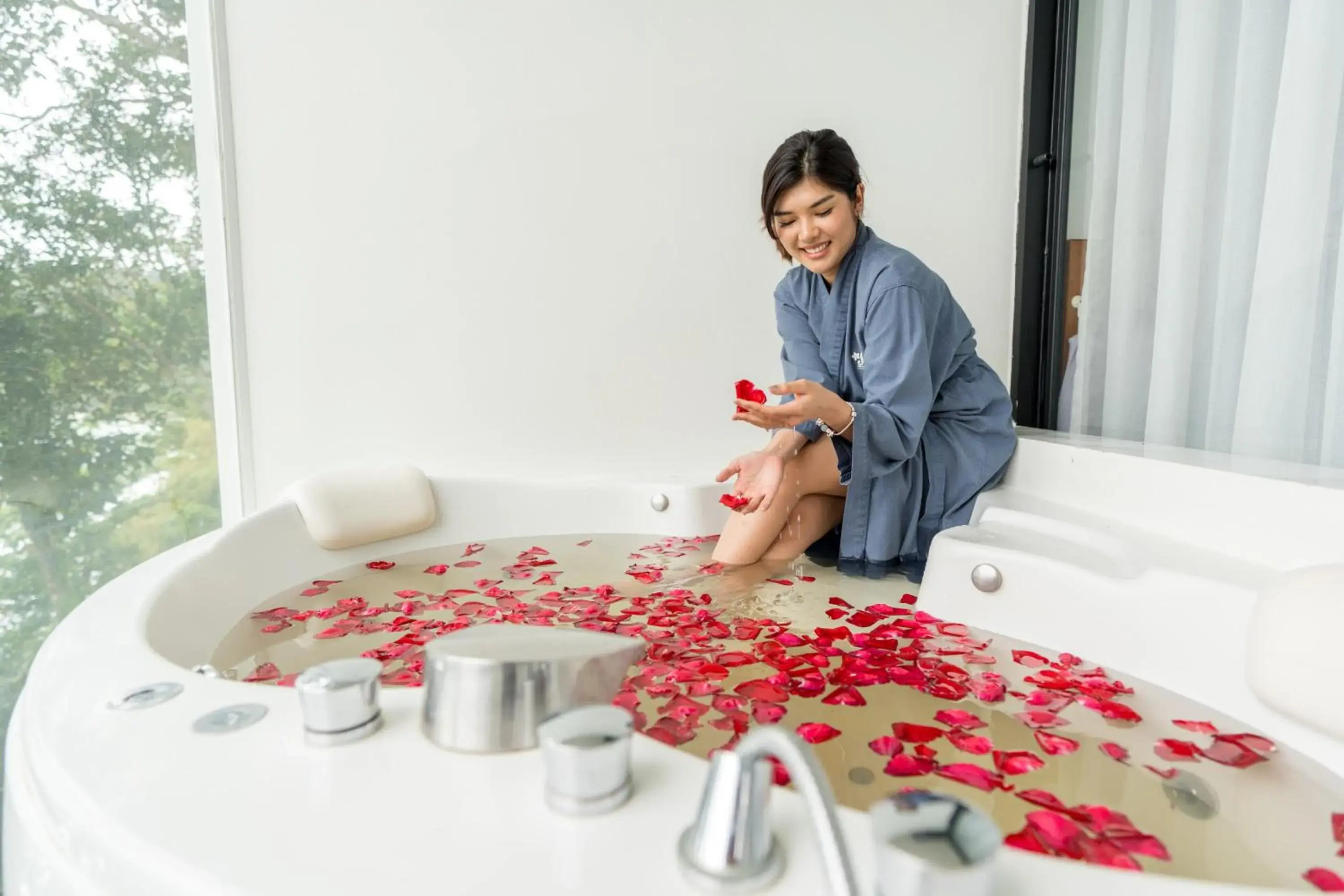 Junior Suite Double or Twin with Ocean View in Secret Cliff Resort & Restaurant - SHA Plus Junior Suite Double or Twin with Ocean View in Secret Cliff Resort & Restaurant - SHA Plus