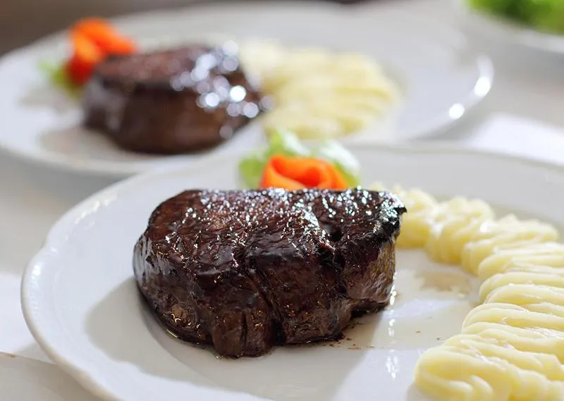 Food and drinks in Hotel Arnaldo Aquila D’oro