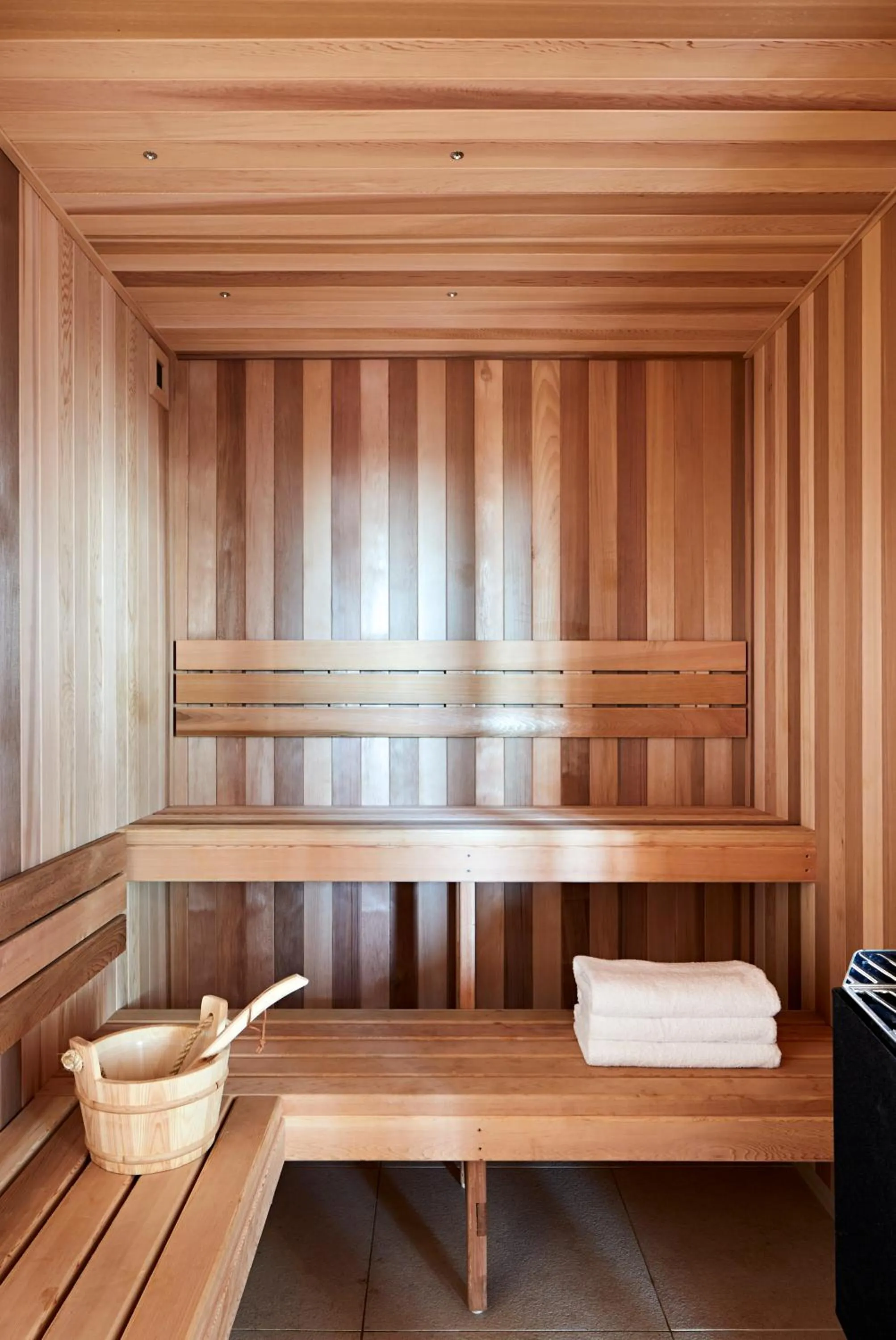 Sauna in Tyrian Albert Park Lake