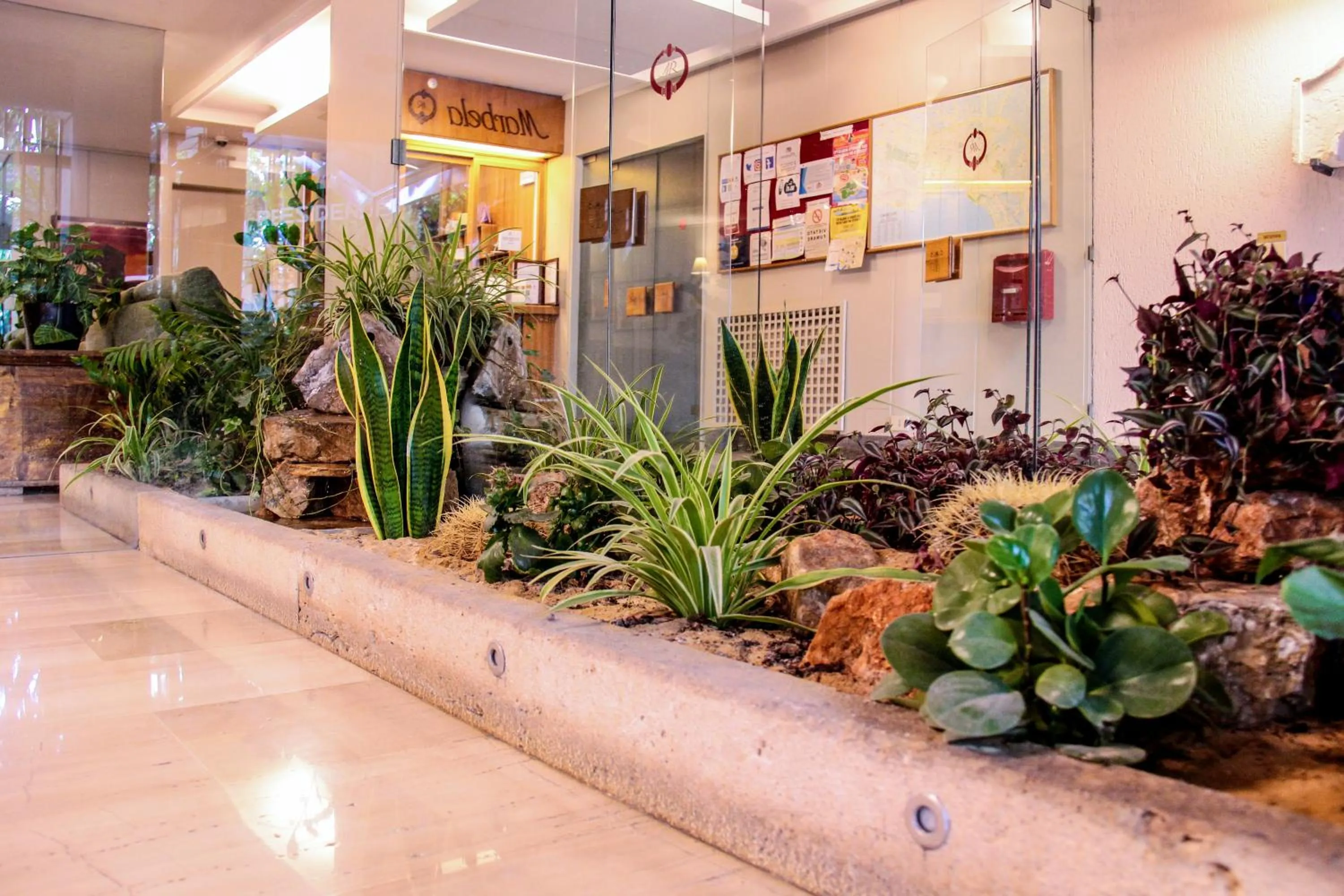 Lobby or reception in Marbela Apartments & Suites